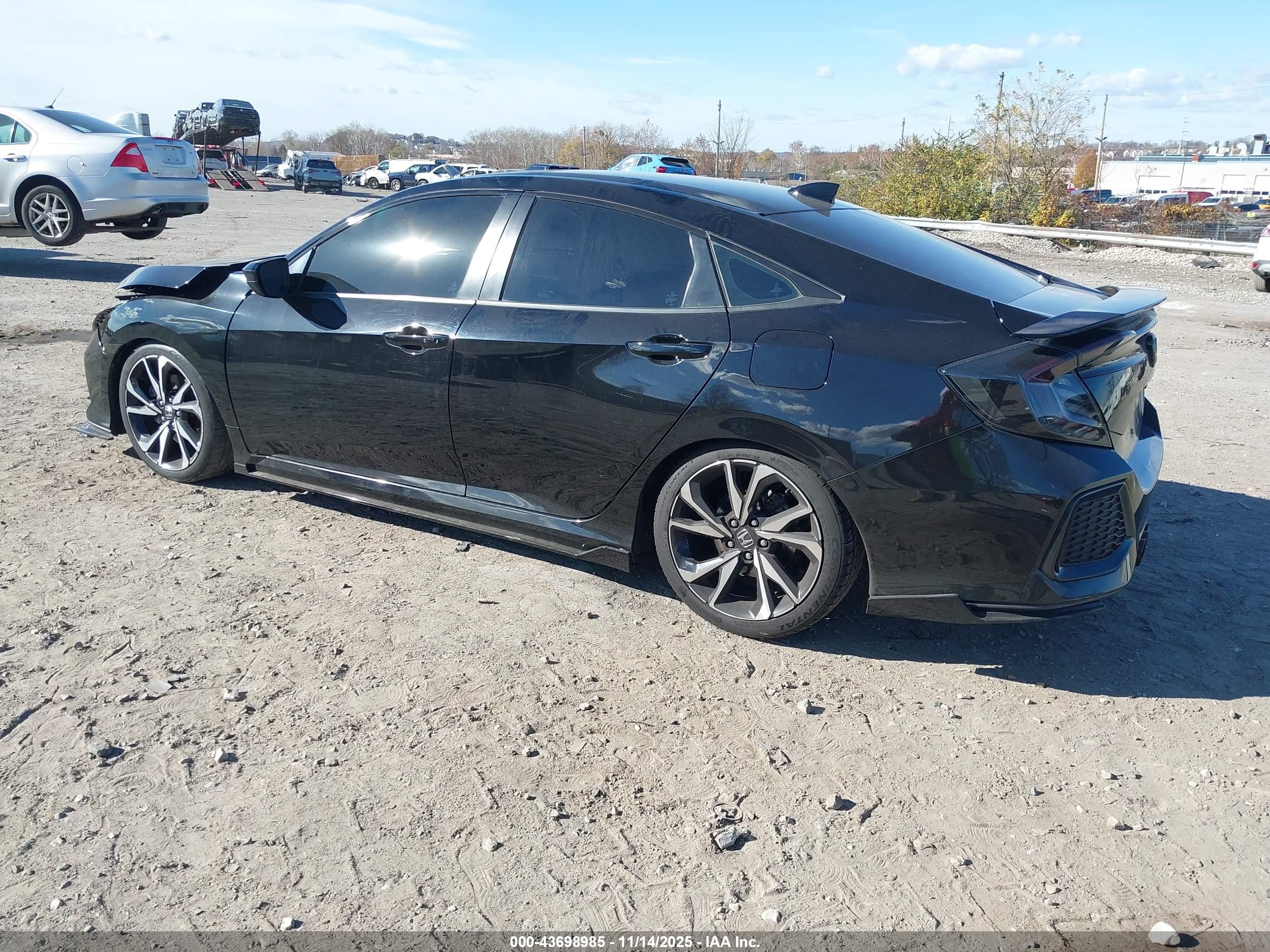 HONDA CIVIC image 3