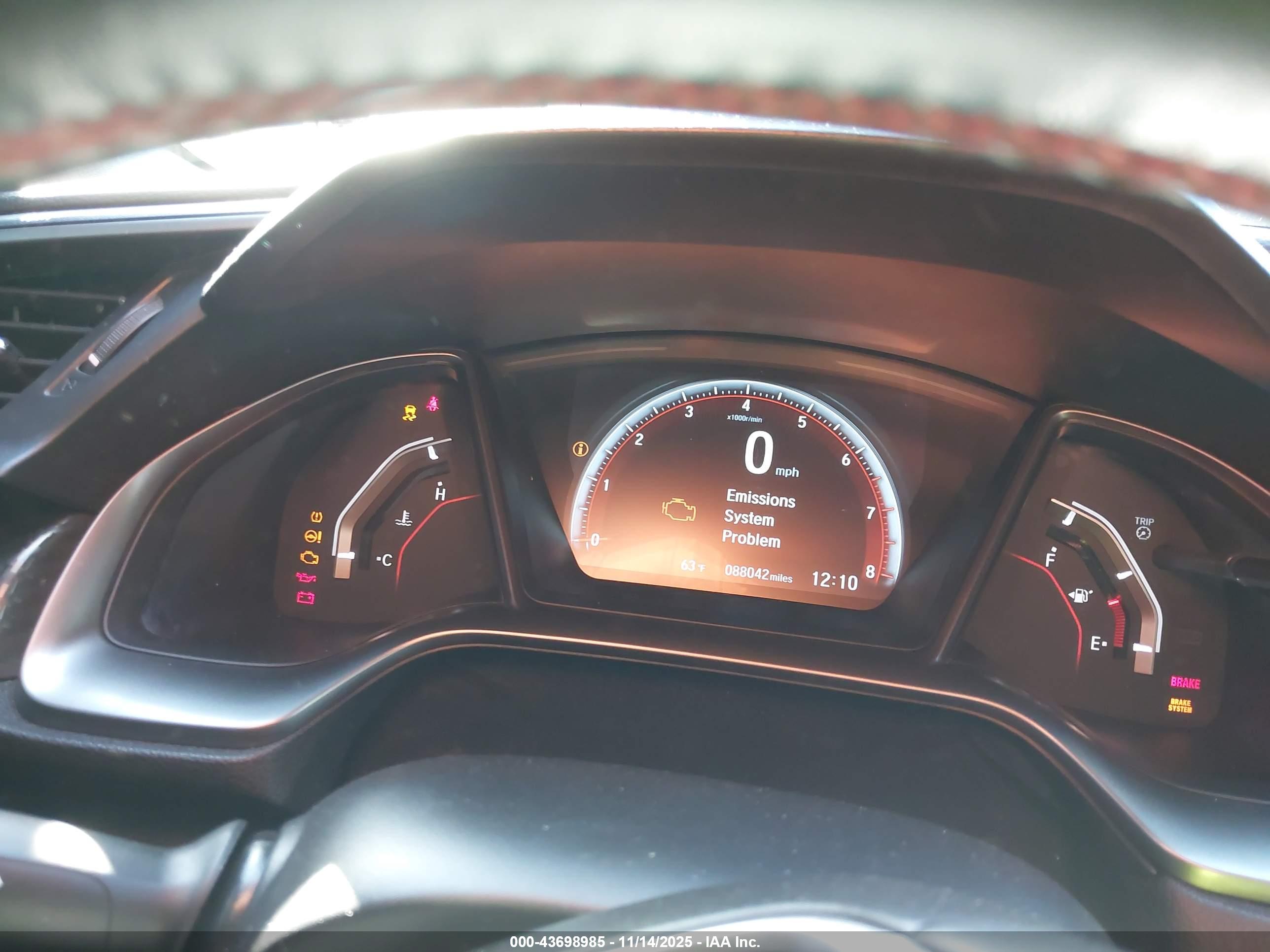 HONDA CIVIC image 7