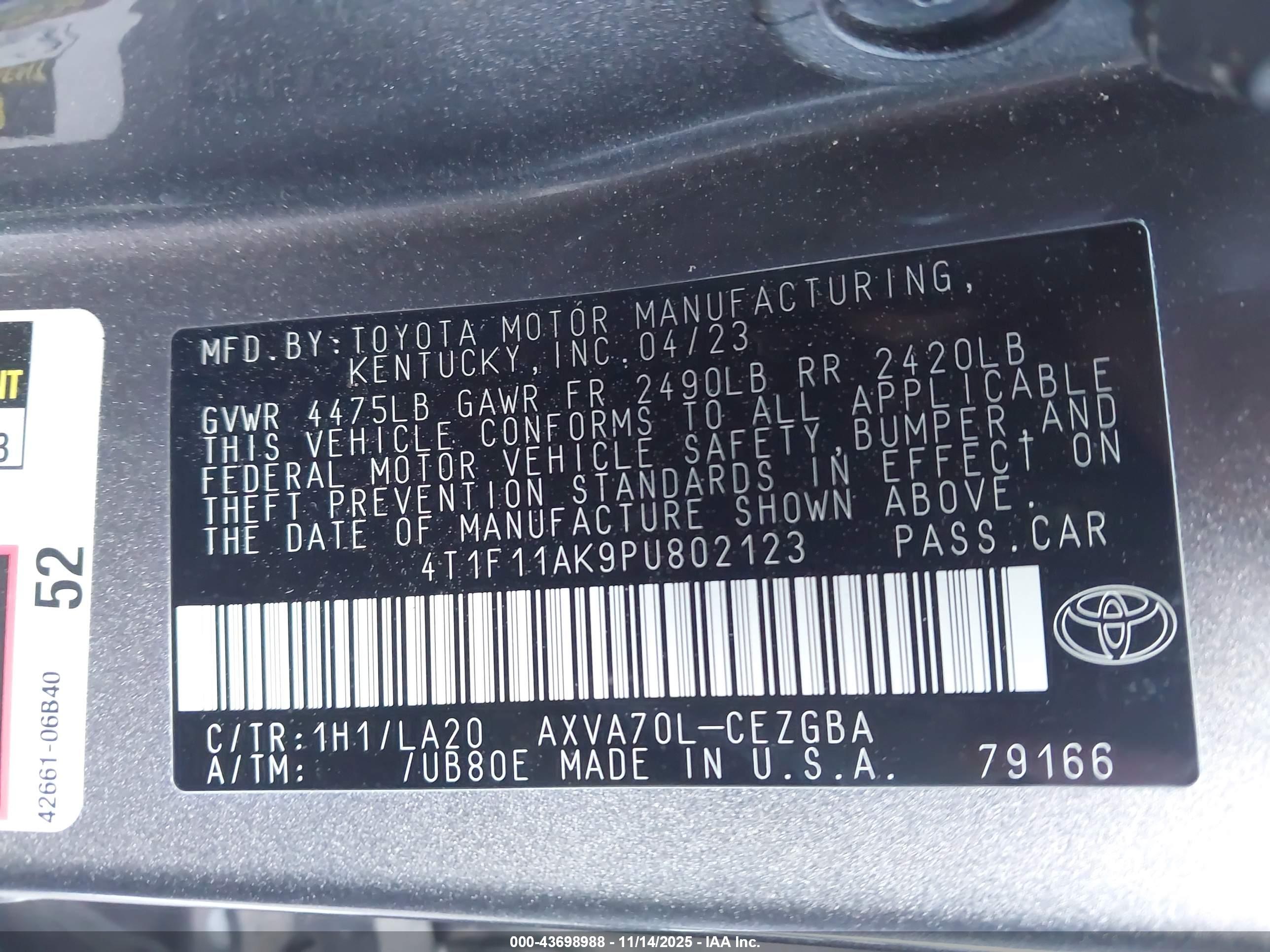 TOYOTA CAMRY image 9