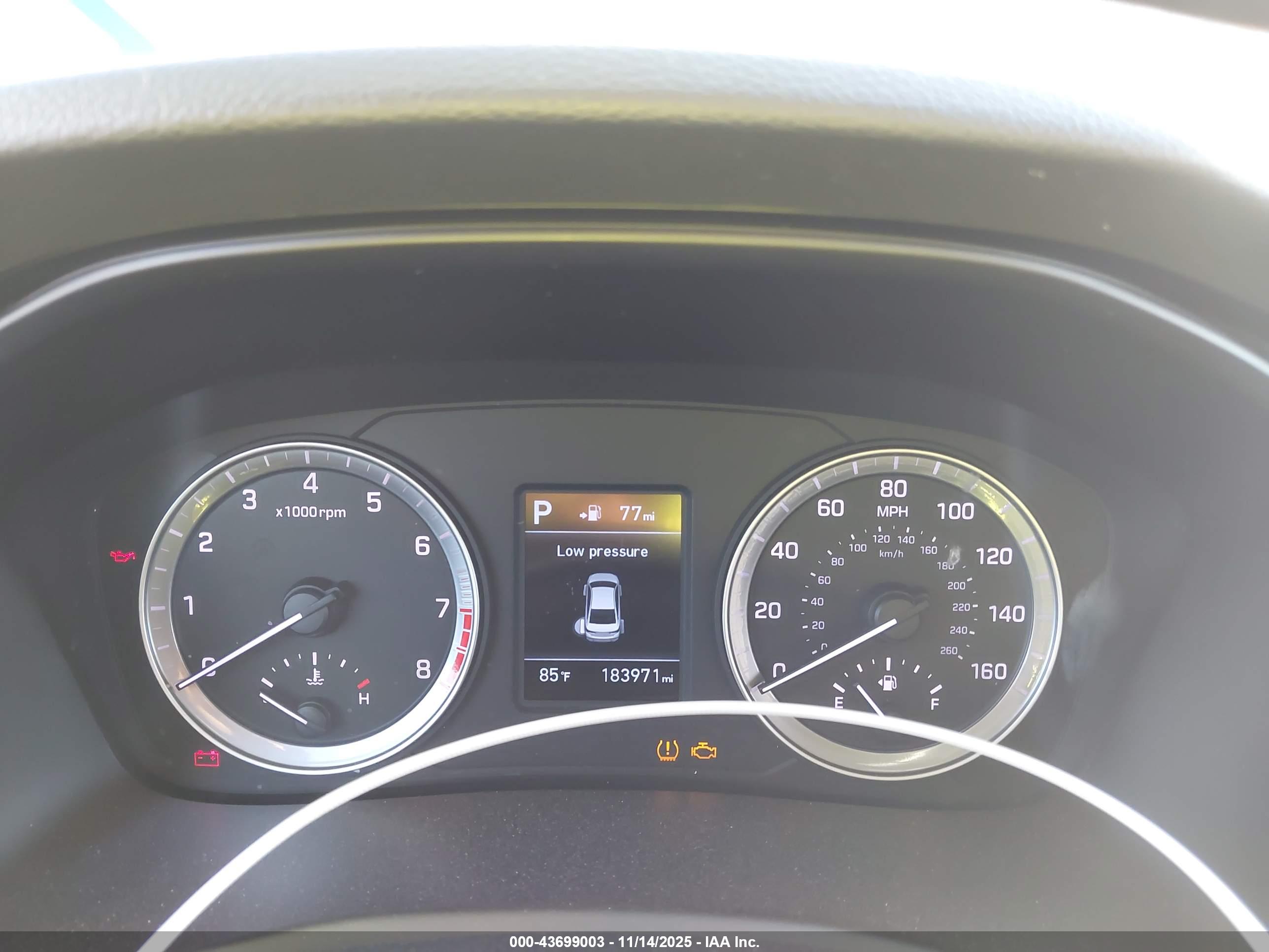 HYUNDAI SONATA image 7