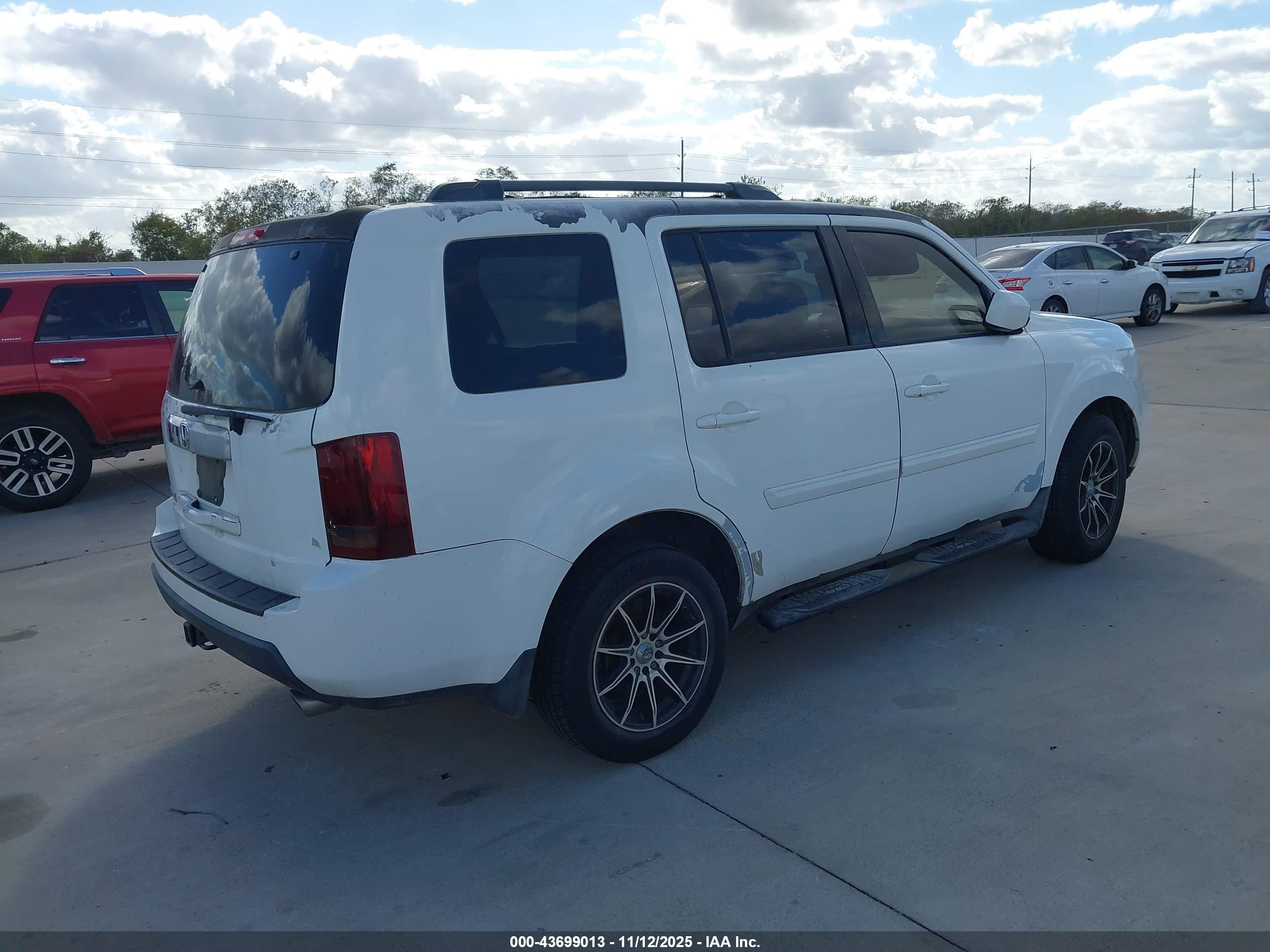 HONDA PILOT image 4