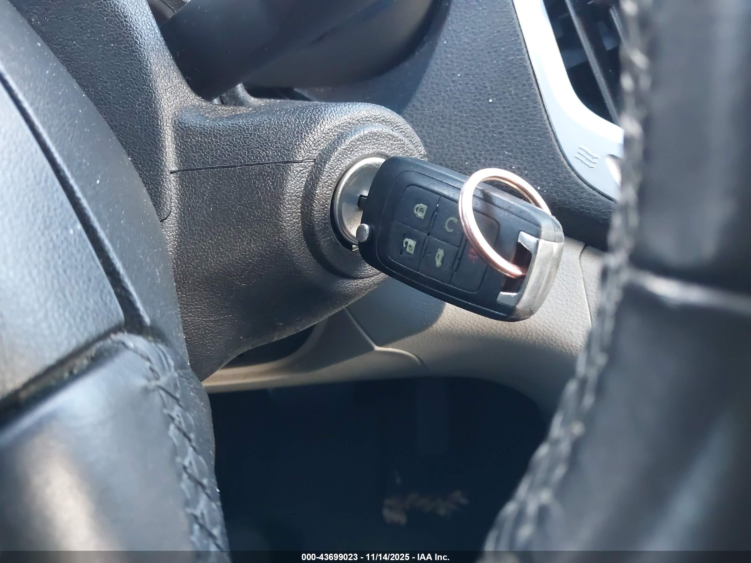 GMC TERRAIN image 11