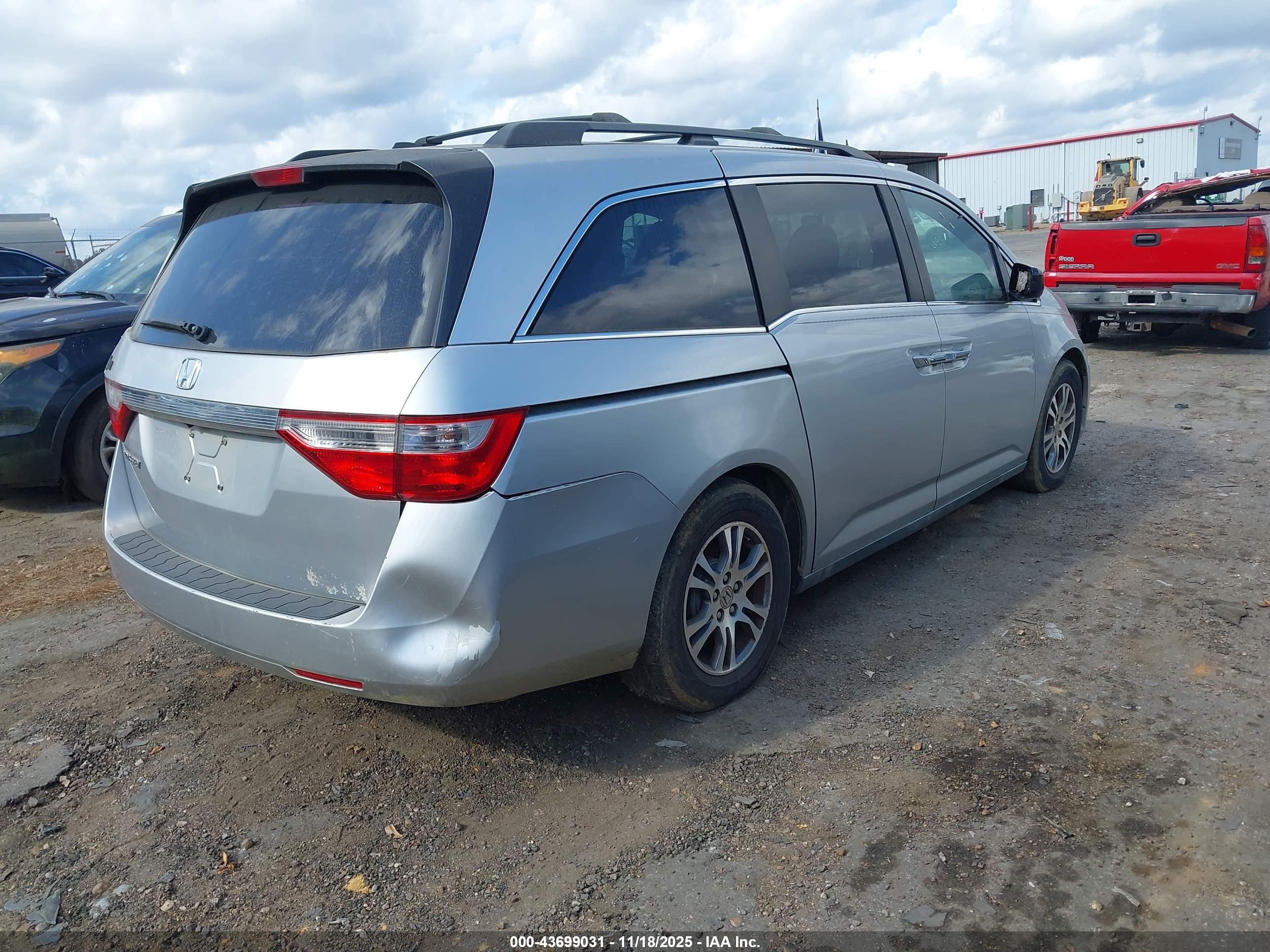 HONDA ODYSSEY image 4