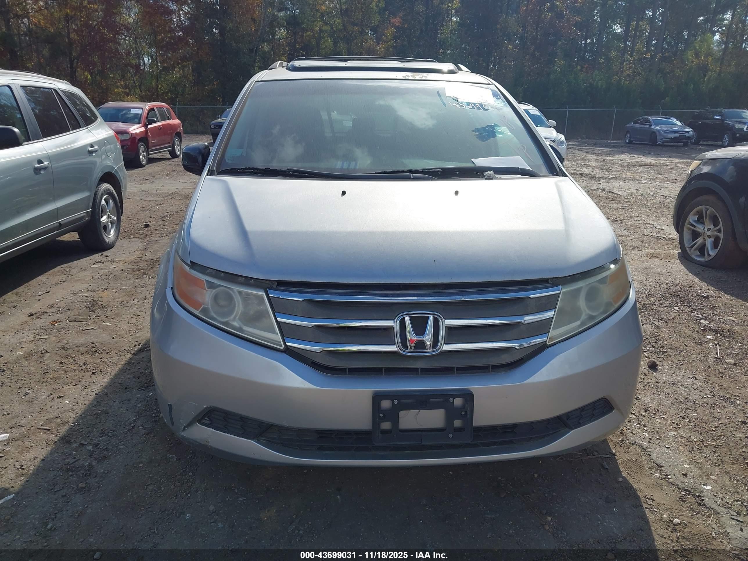 HONDA ODYSSEY image 6