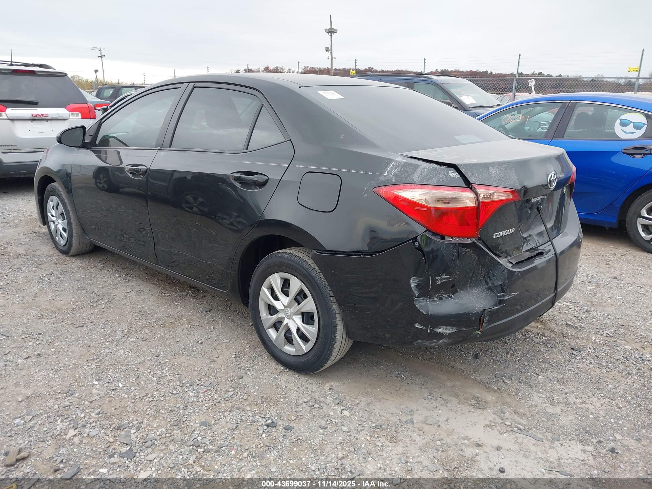 TOYOTA COROLLA image 3