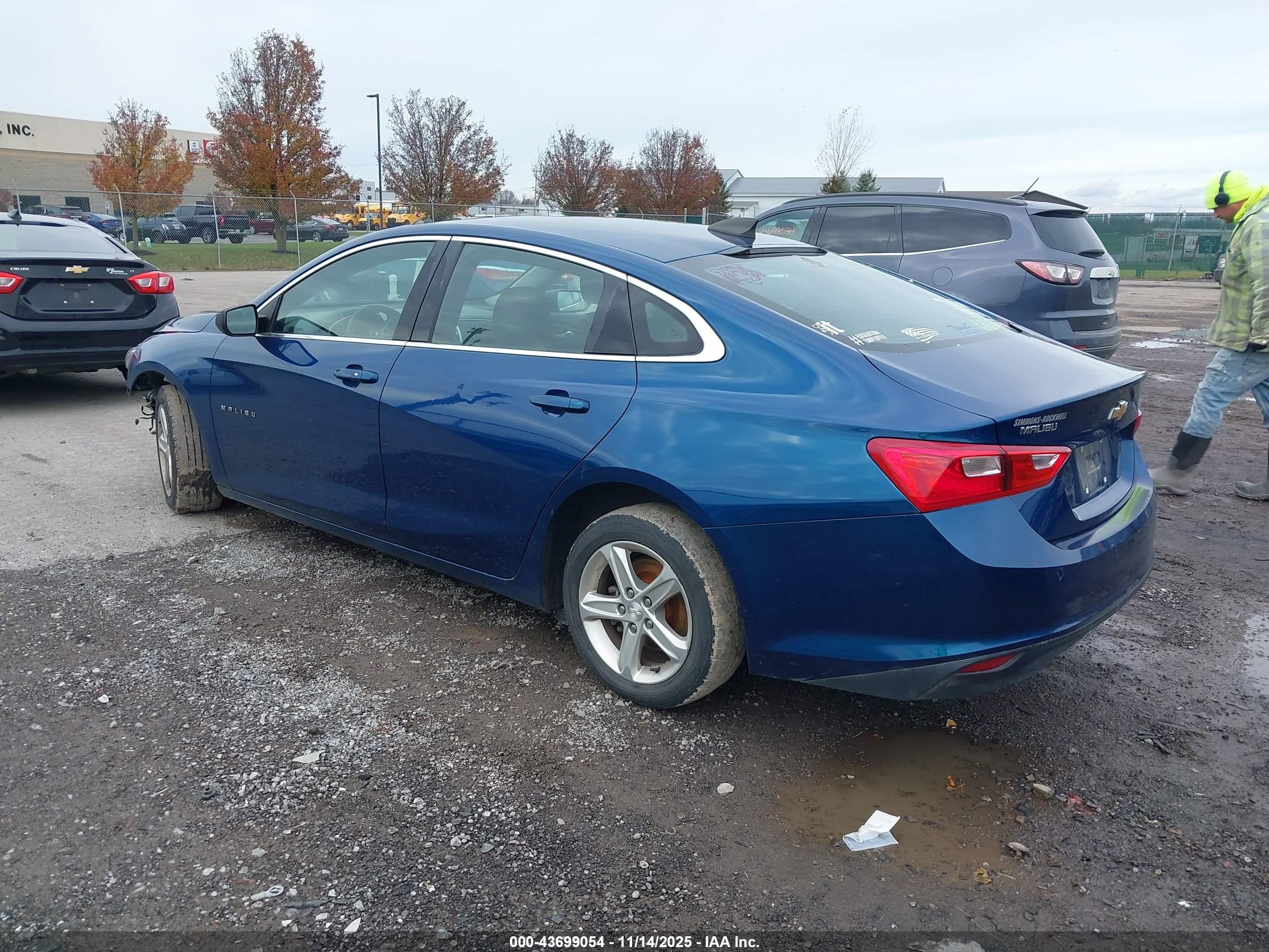 CHEVROLET MALIBU image 3