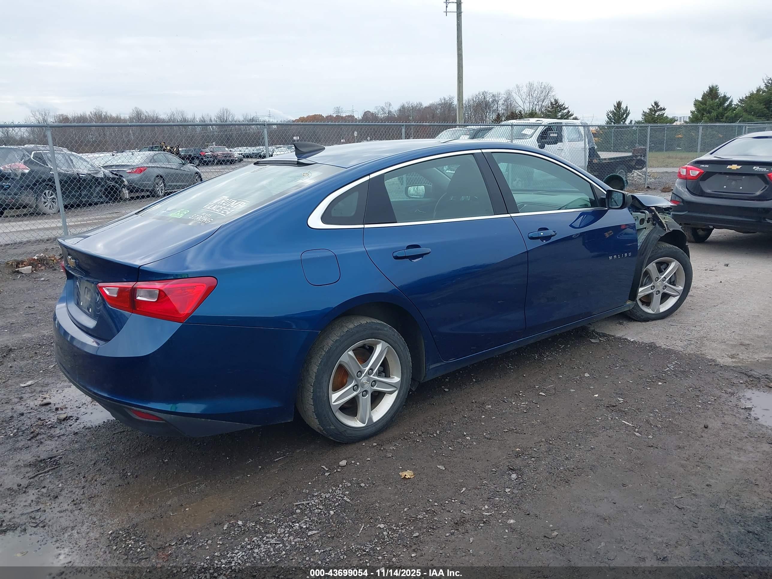 CHEVROLET MALIBU image 4
