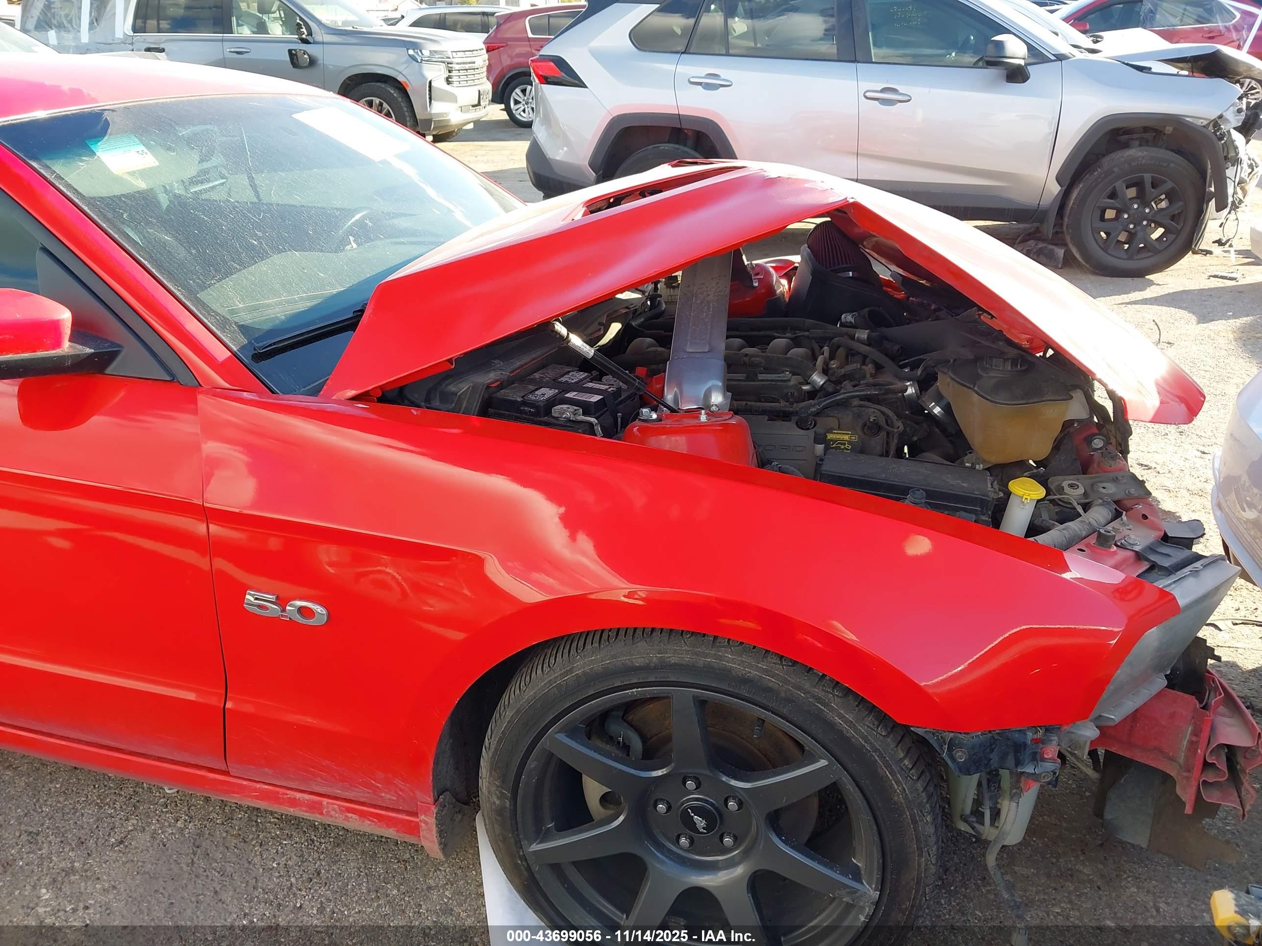 FORD MUSTANG image 6