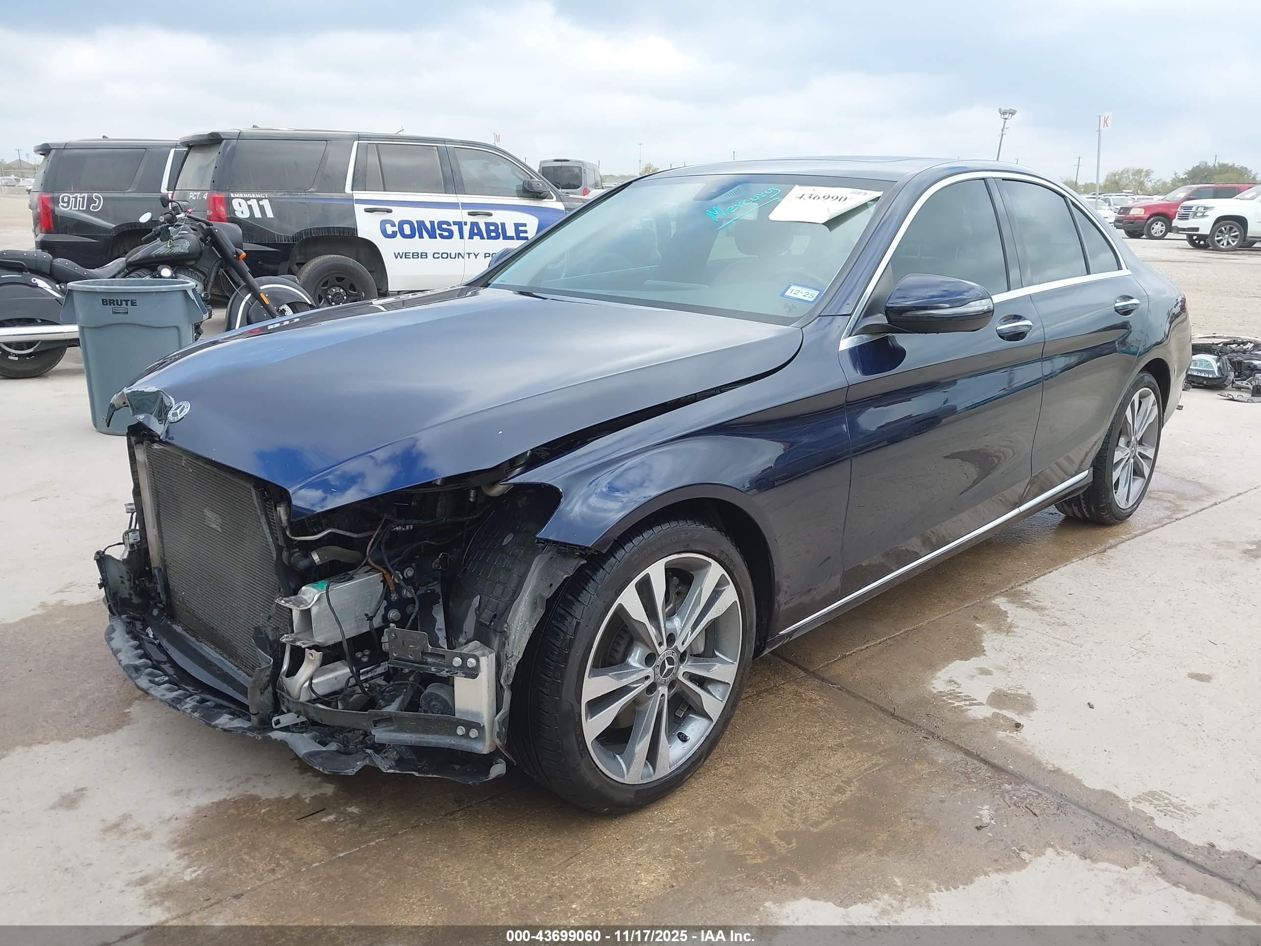 MERCEDES-BENZ C image 2
