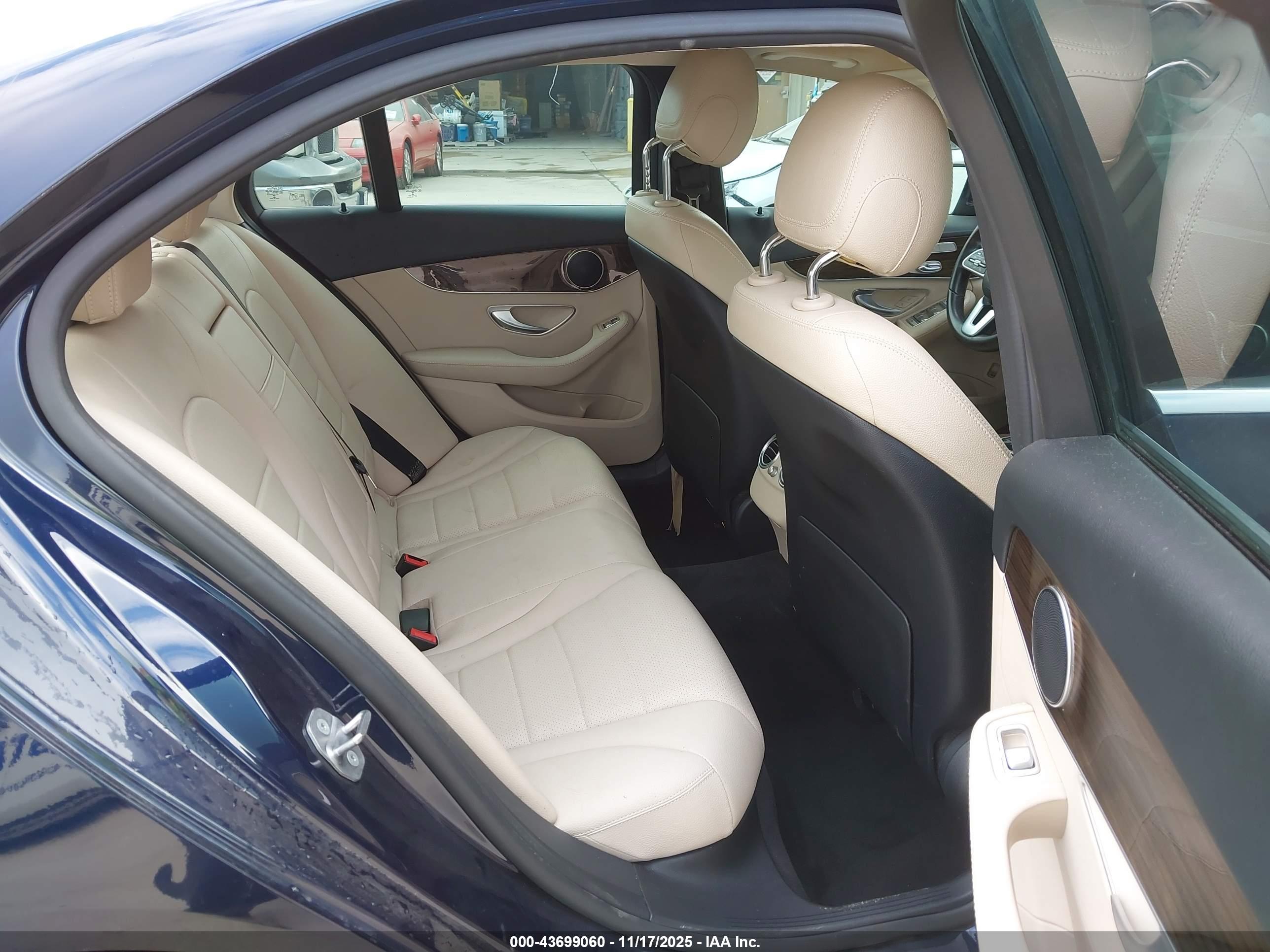 MERCEDES-BENZ C image 8
