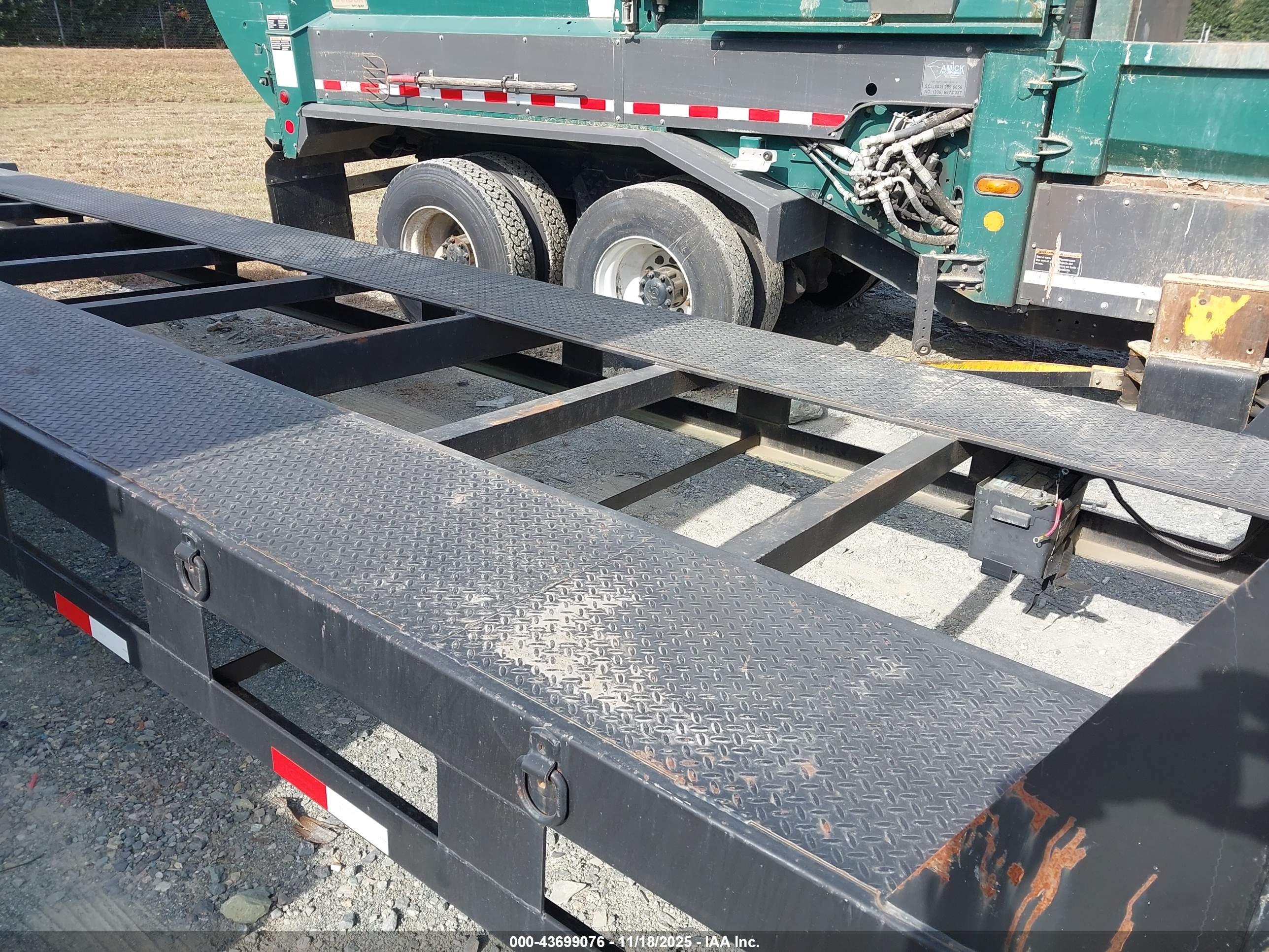KAUFMAN TRAILERS image 5