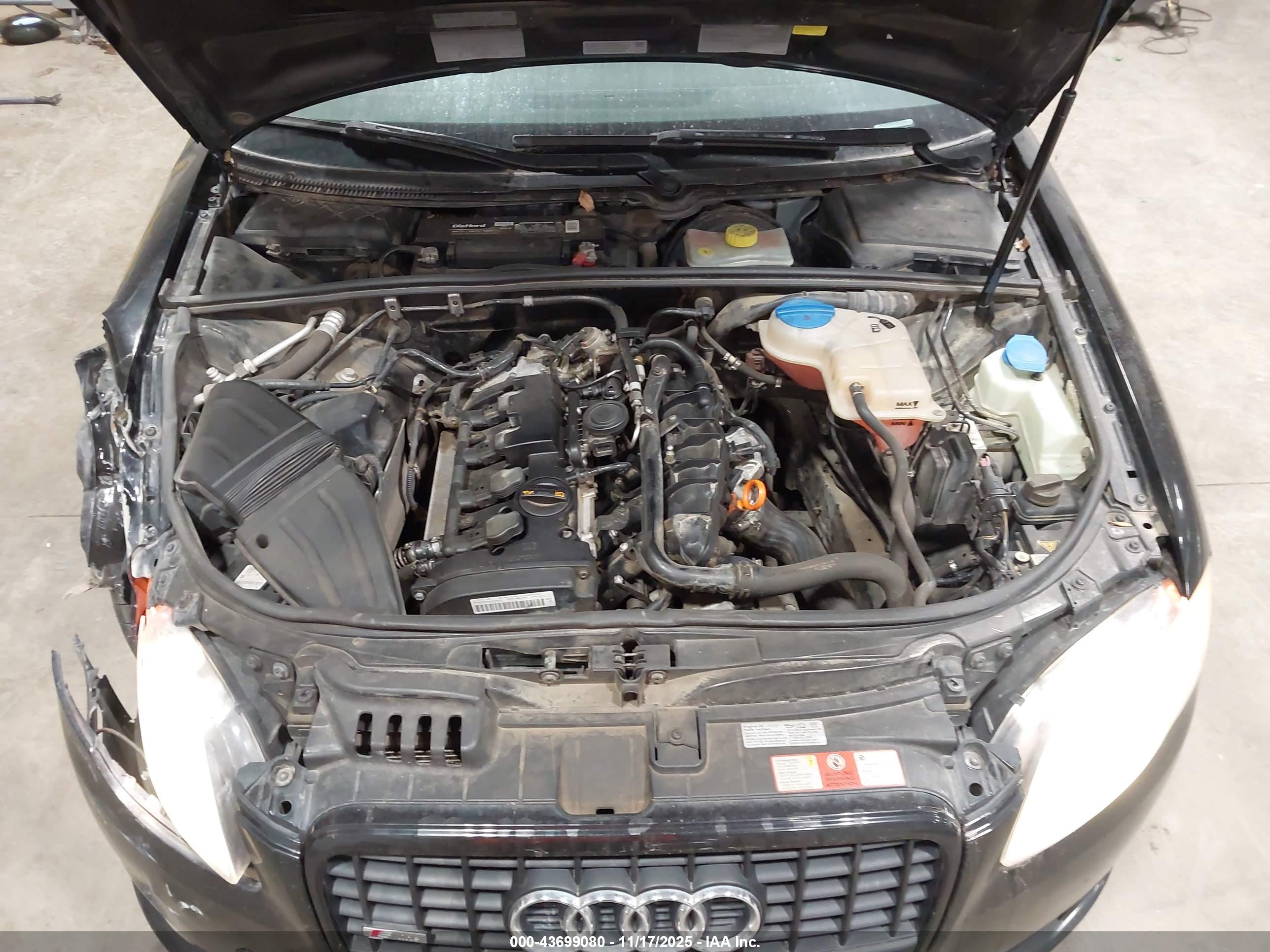 AUDI A4 image 10
