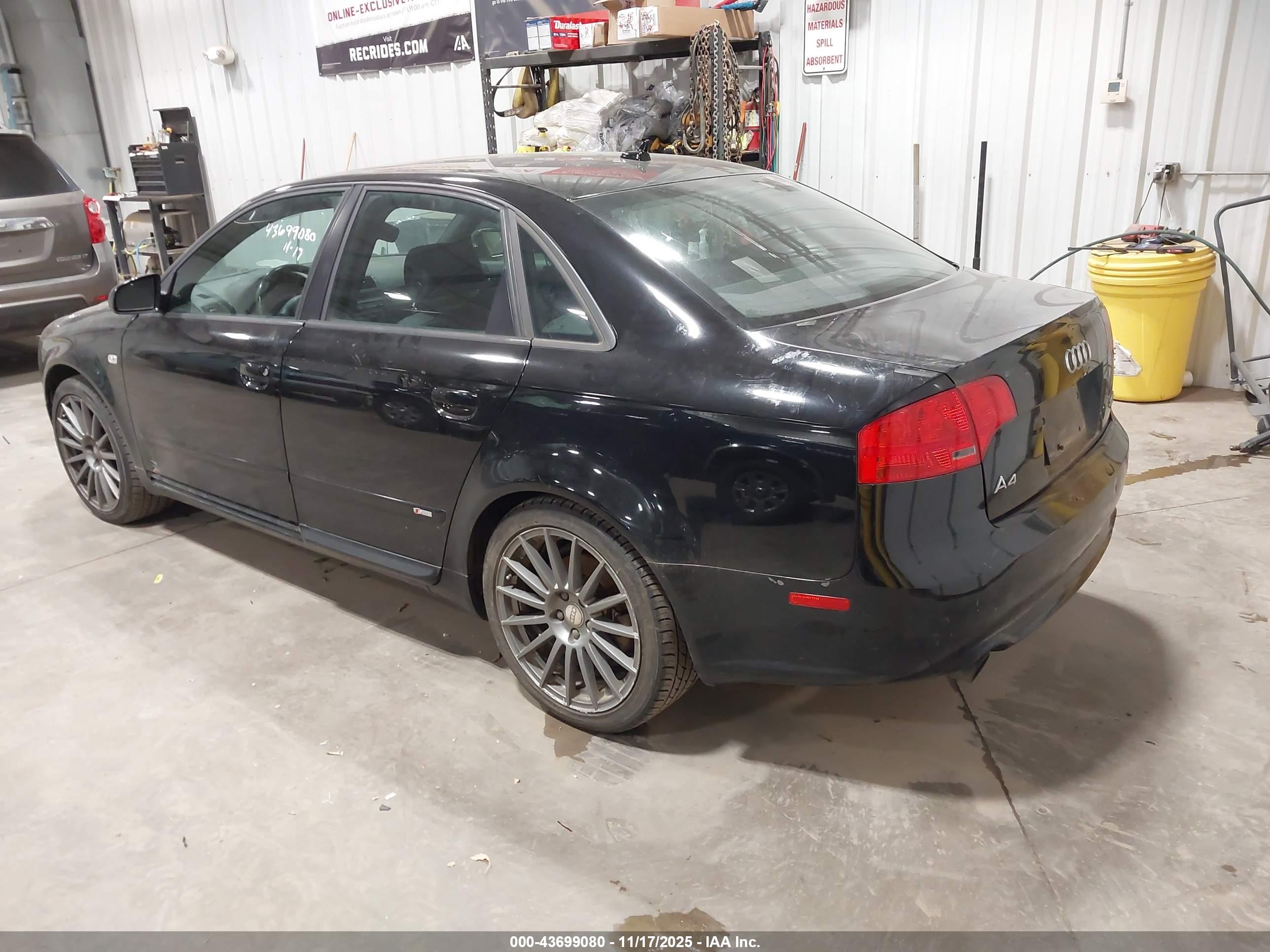AUDI A4 image 3