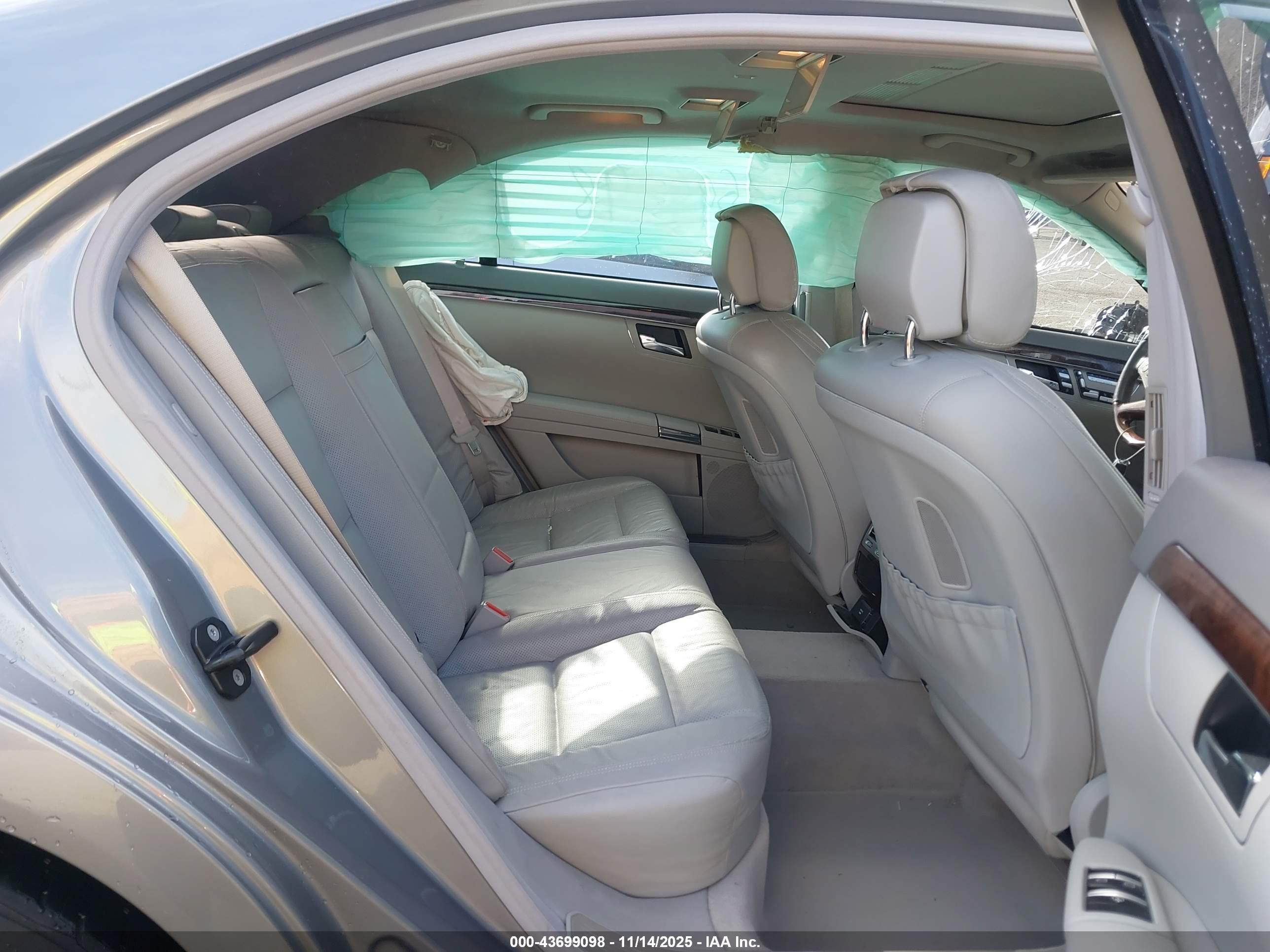 MERCEDES-BENZ S image 8
