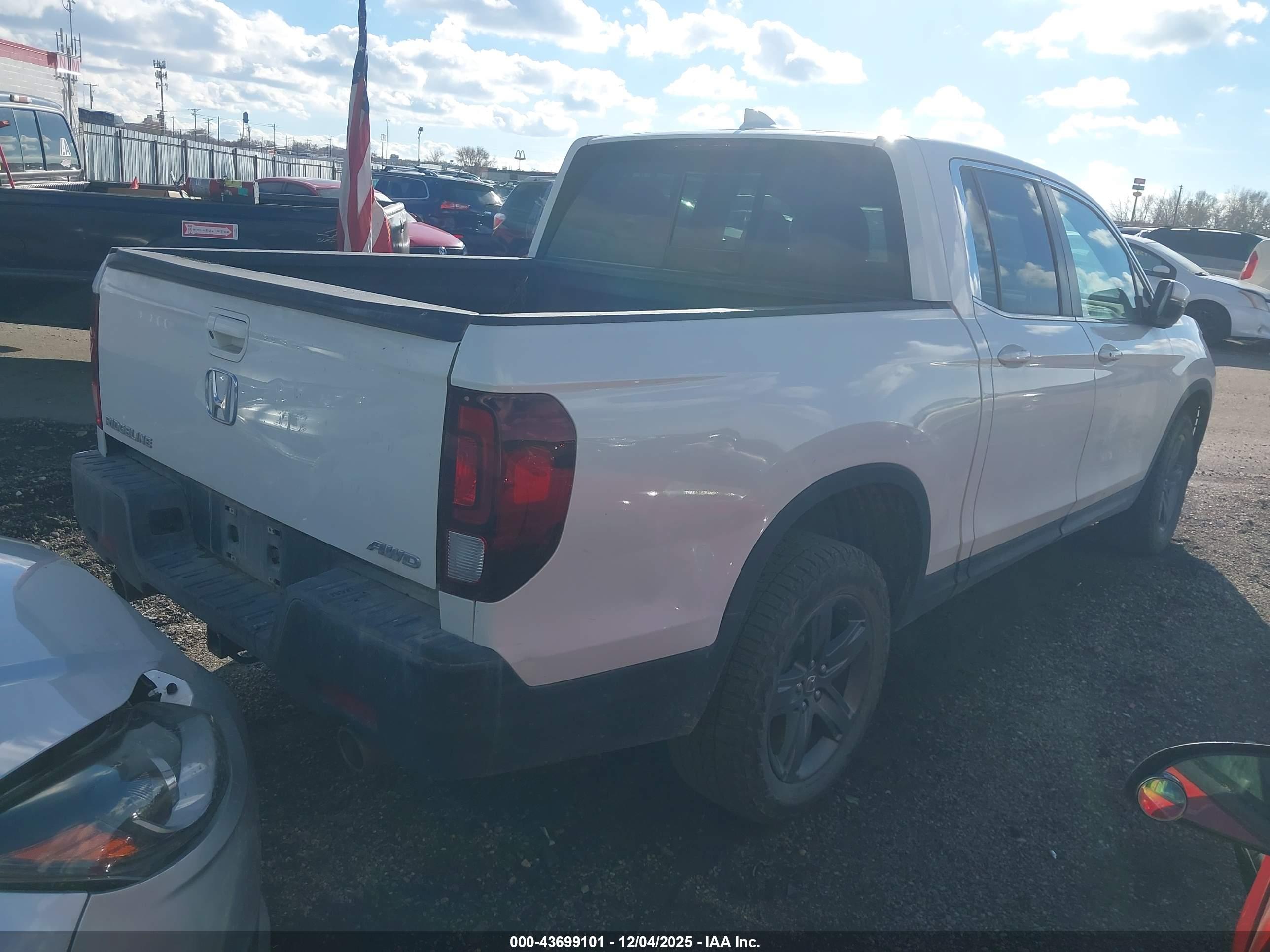HONDA RIDGELINE image 4