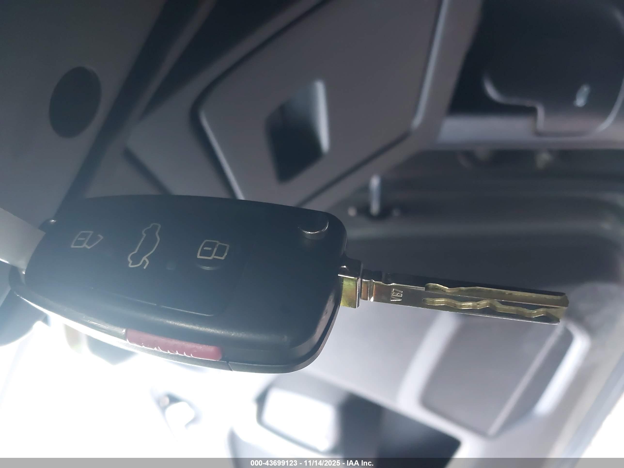 AUDI Q3 image 11
