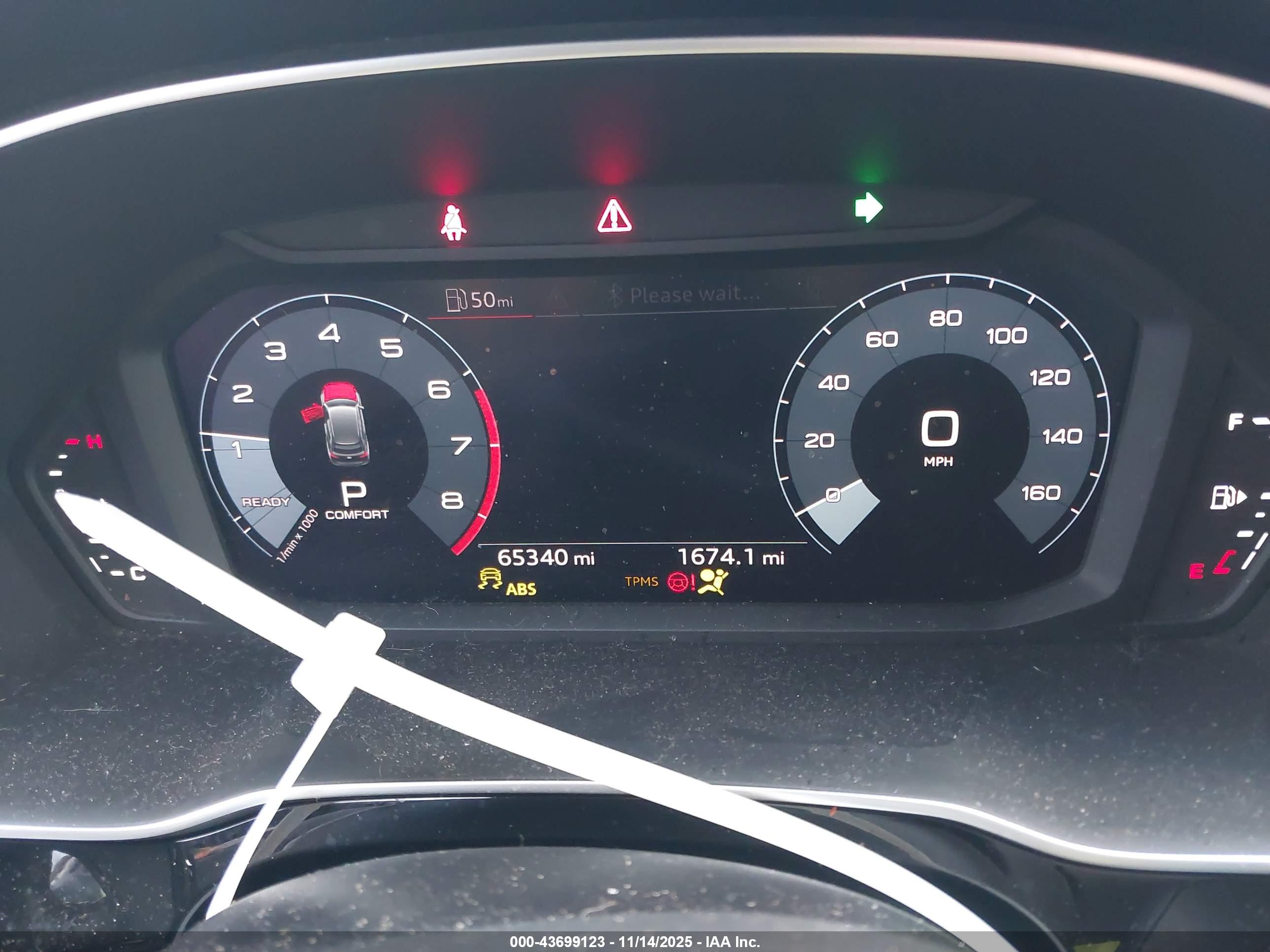 AUDI Q3 image 7
