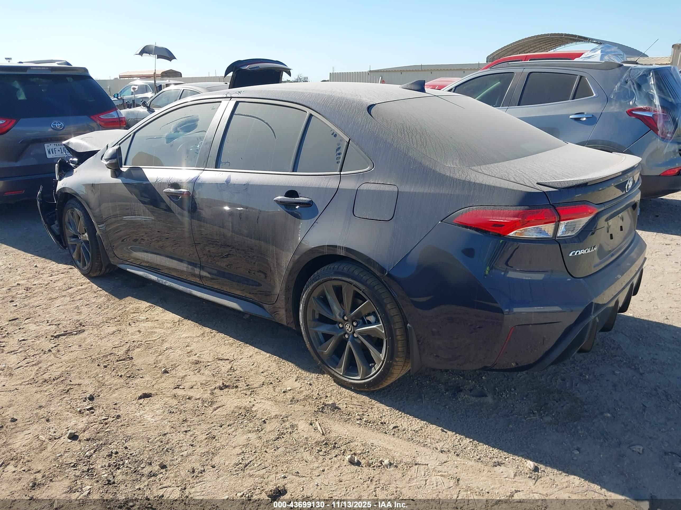 TOYOTA COROLLA image 3