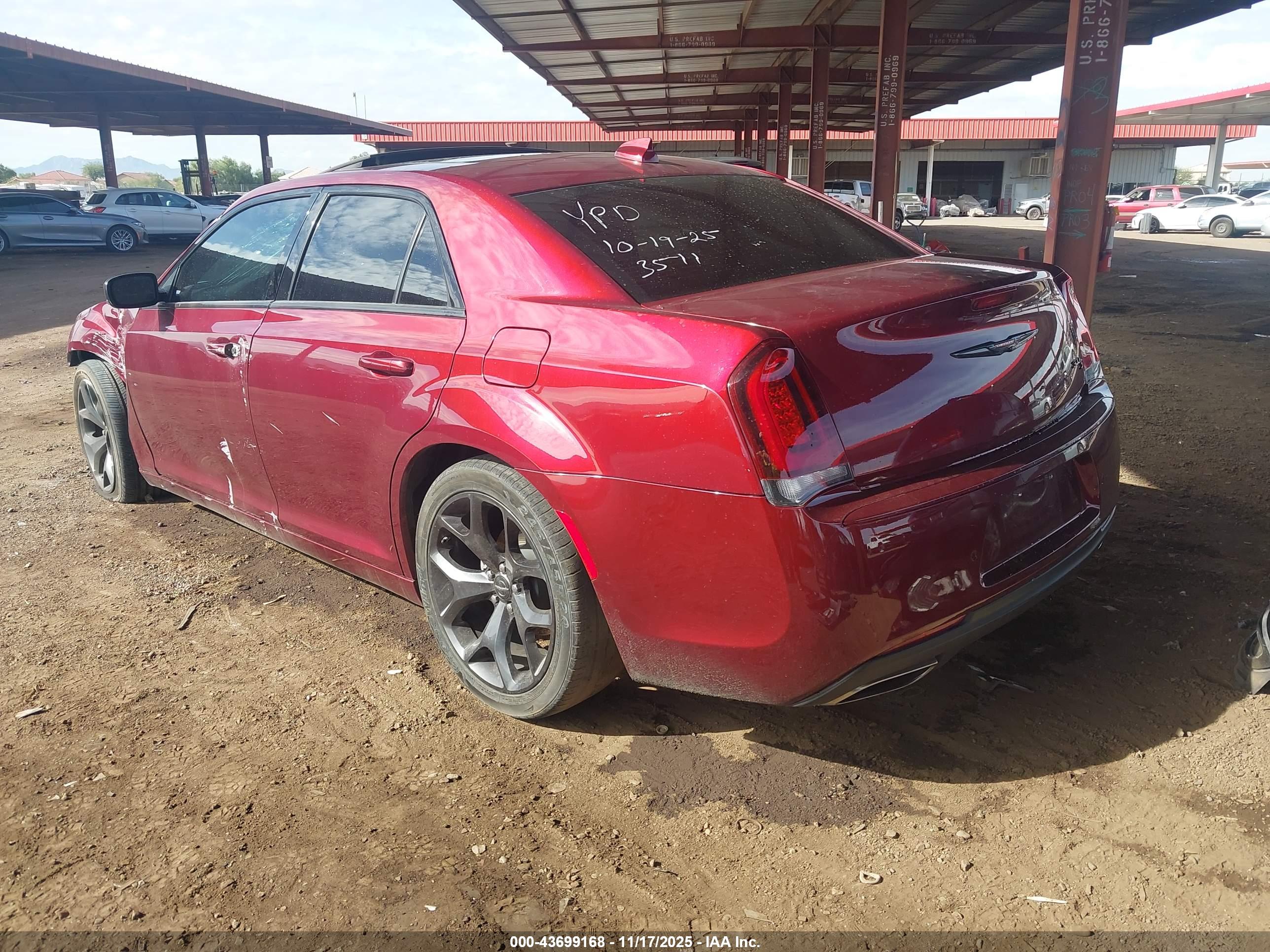 CHRYSLER 300 image 3