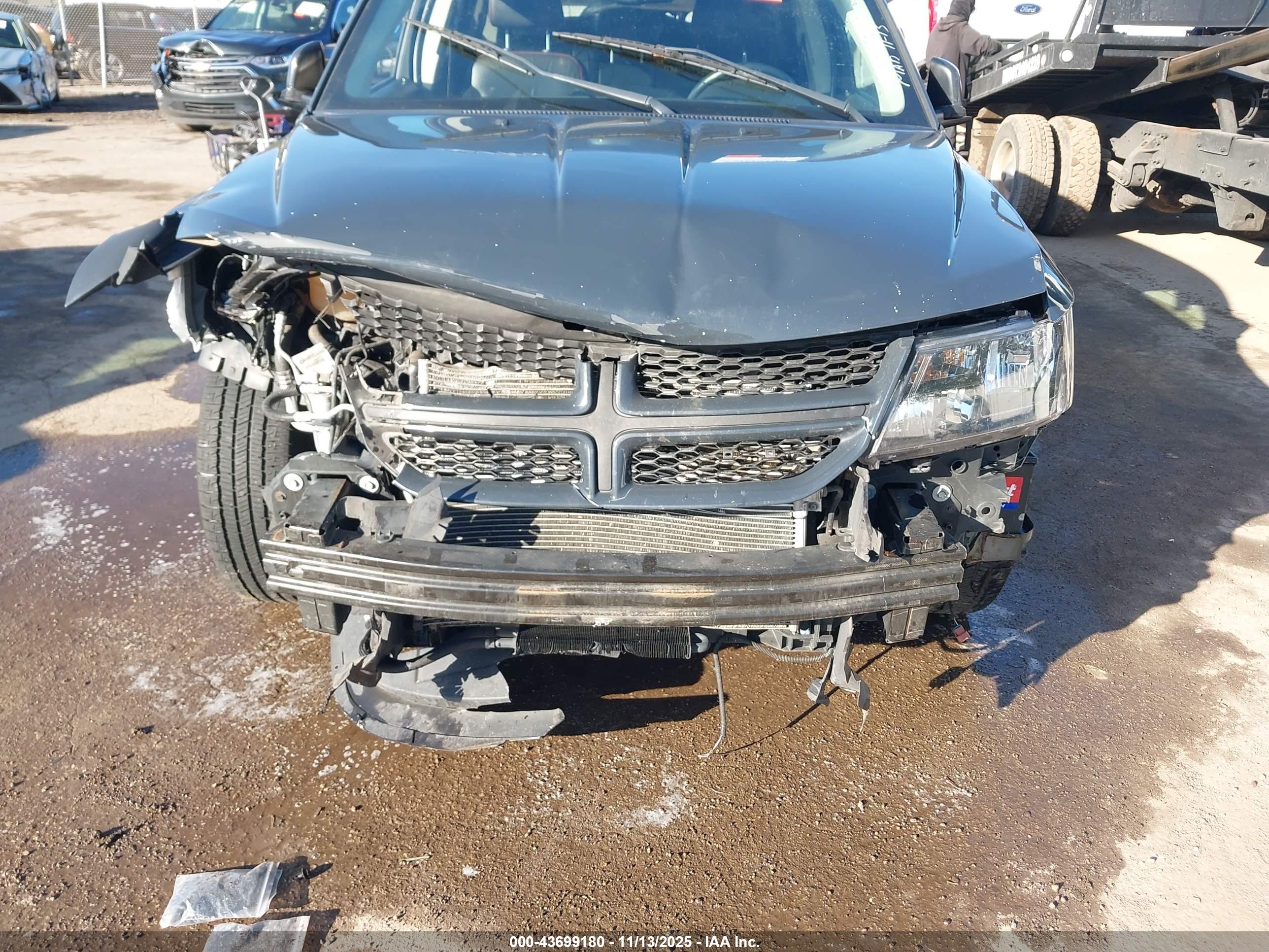 DODGE JOURNEY image 6