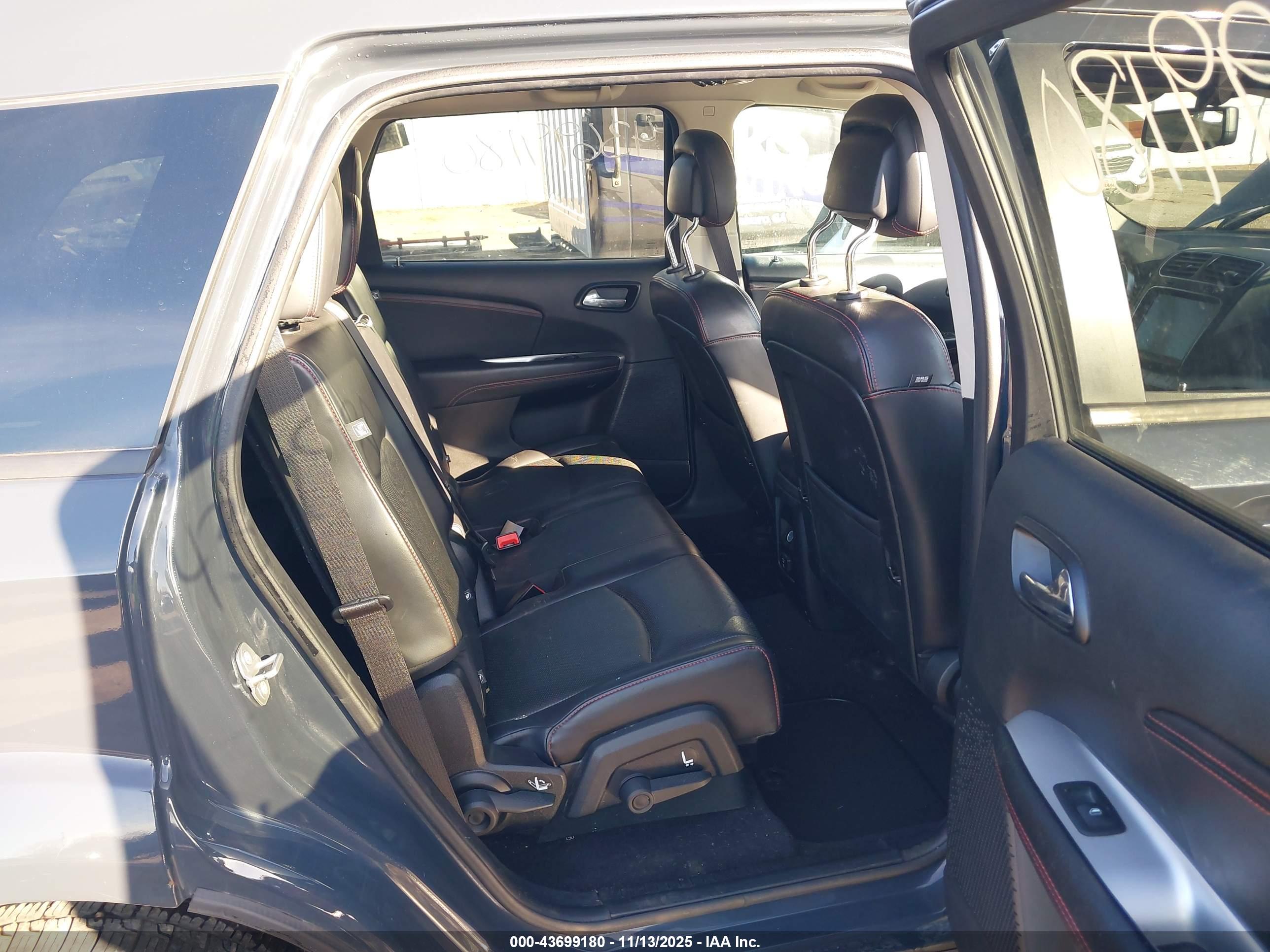 DODGE JOURNEY image 8