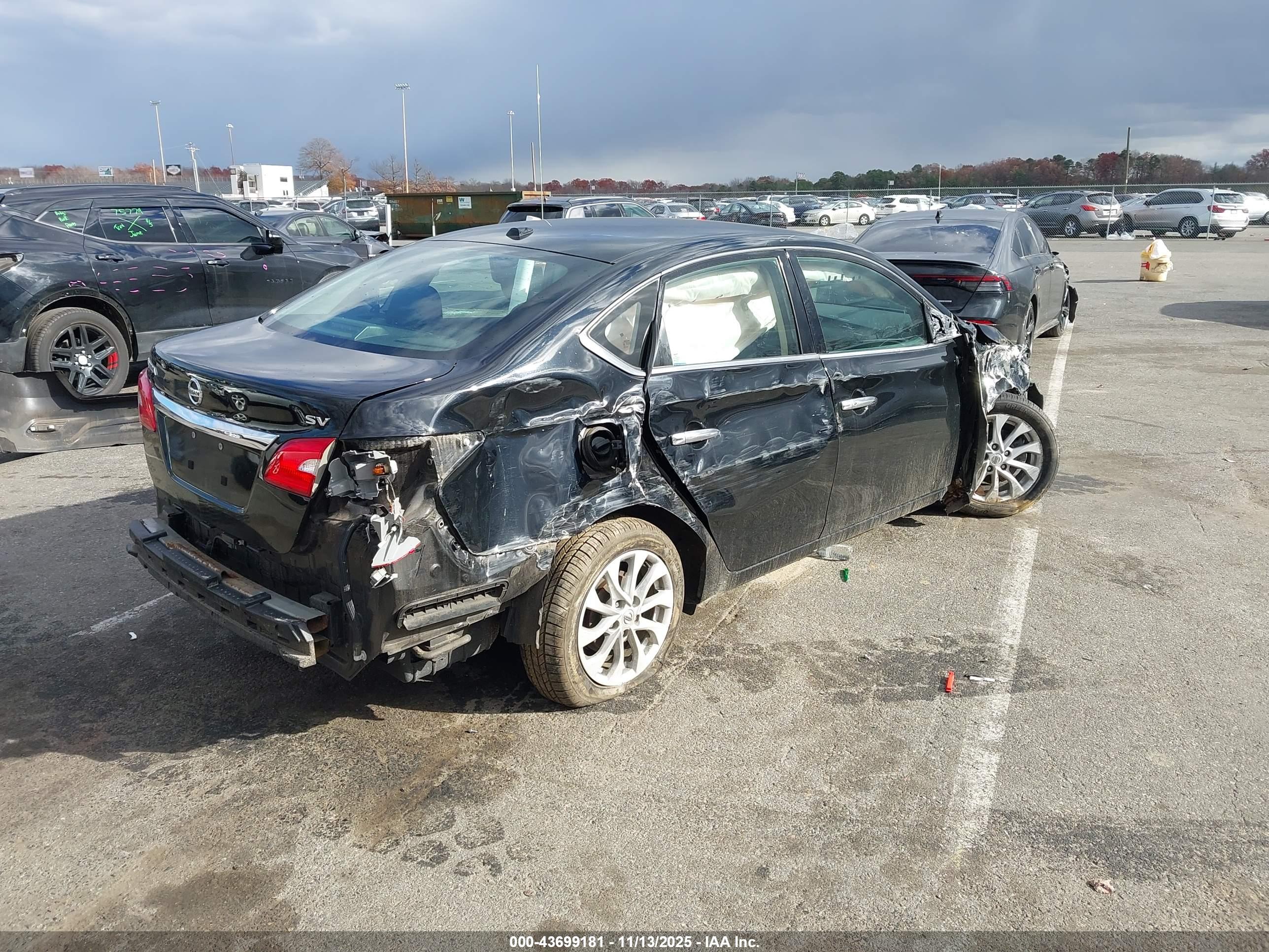 NISSAN SENTRA image 4