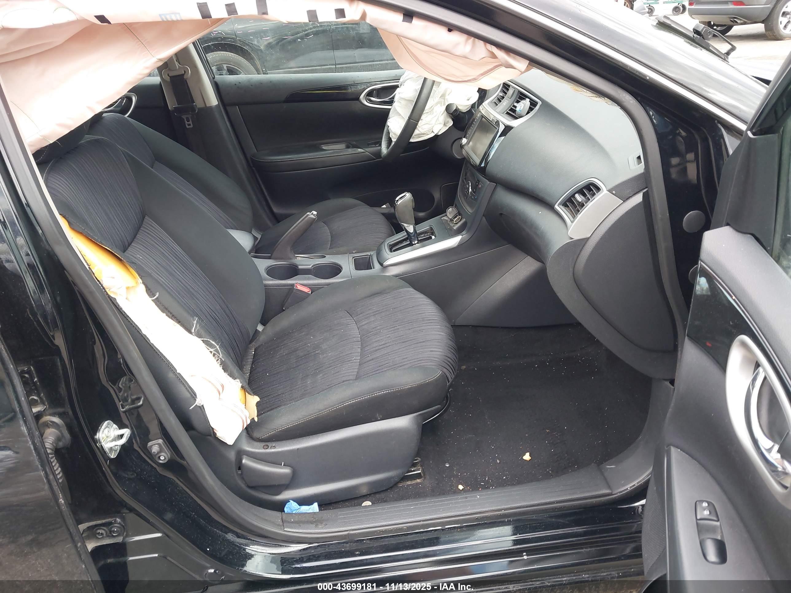 NISSAN SENTRA image 5