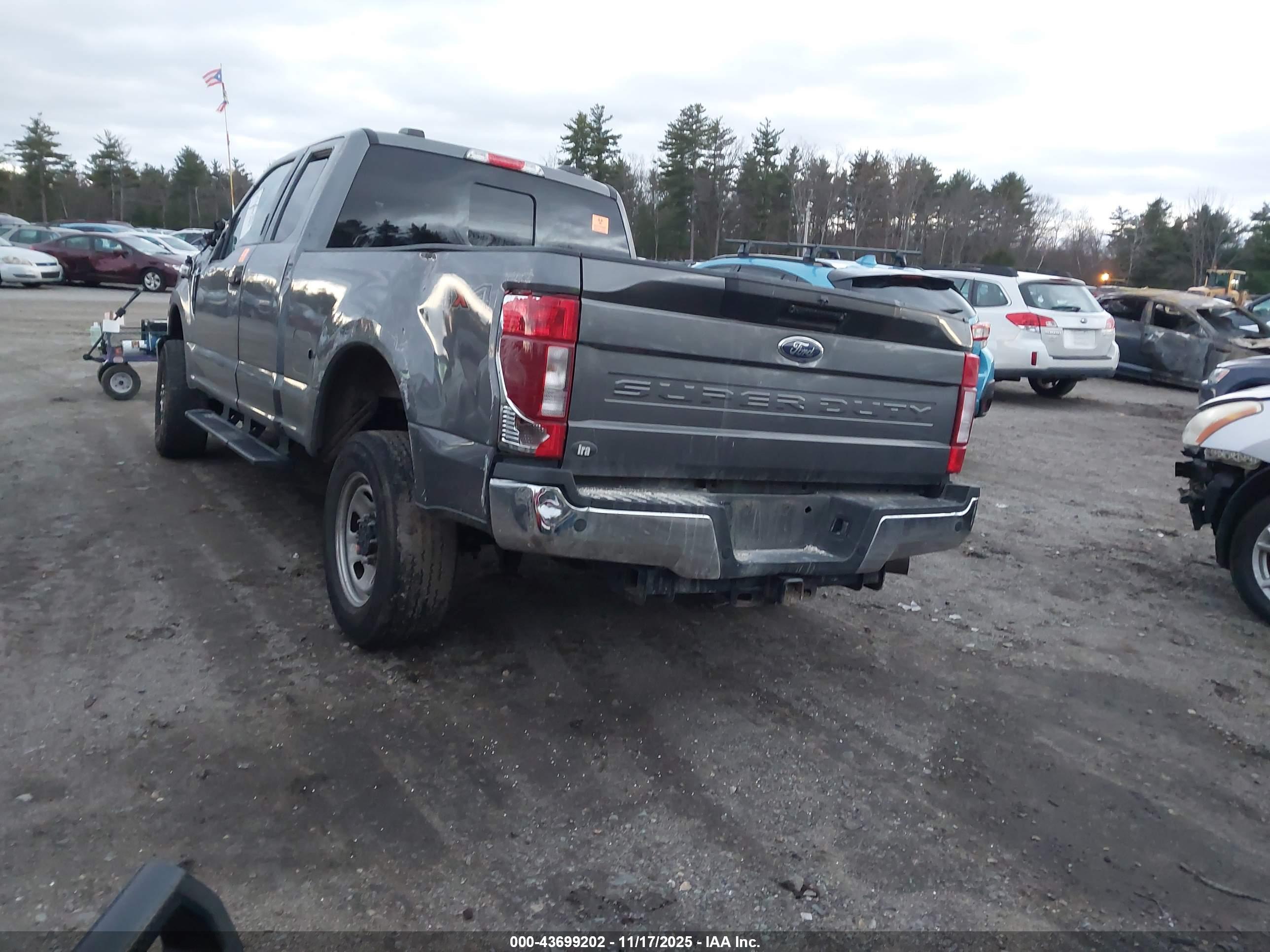 FORD F-250 image 3