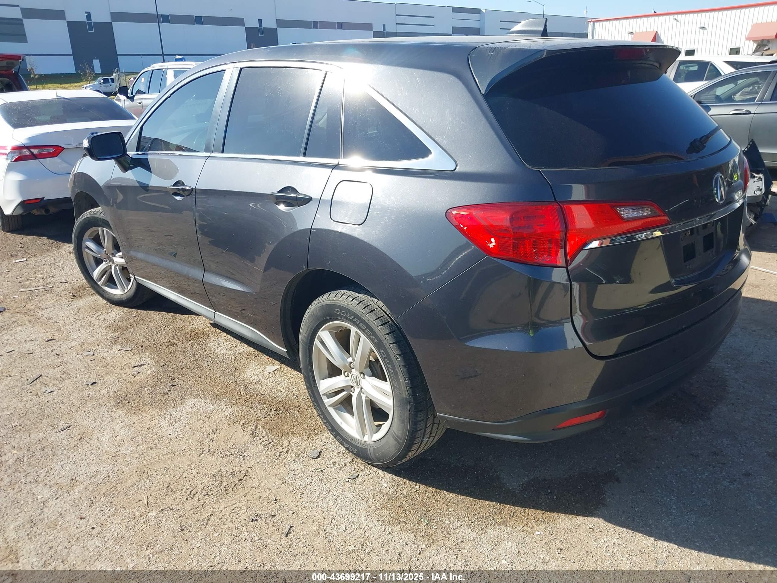 ACURA RDX image 3