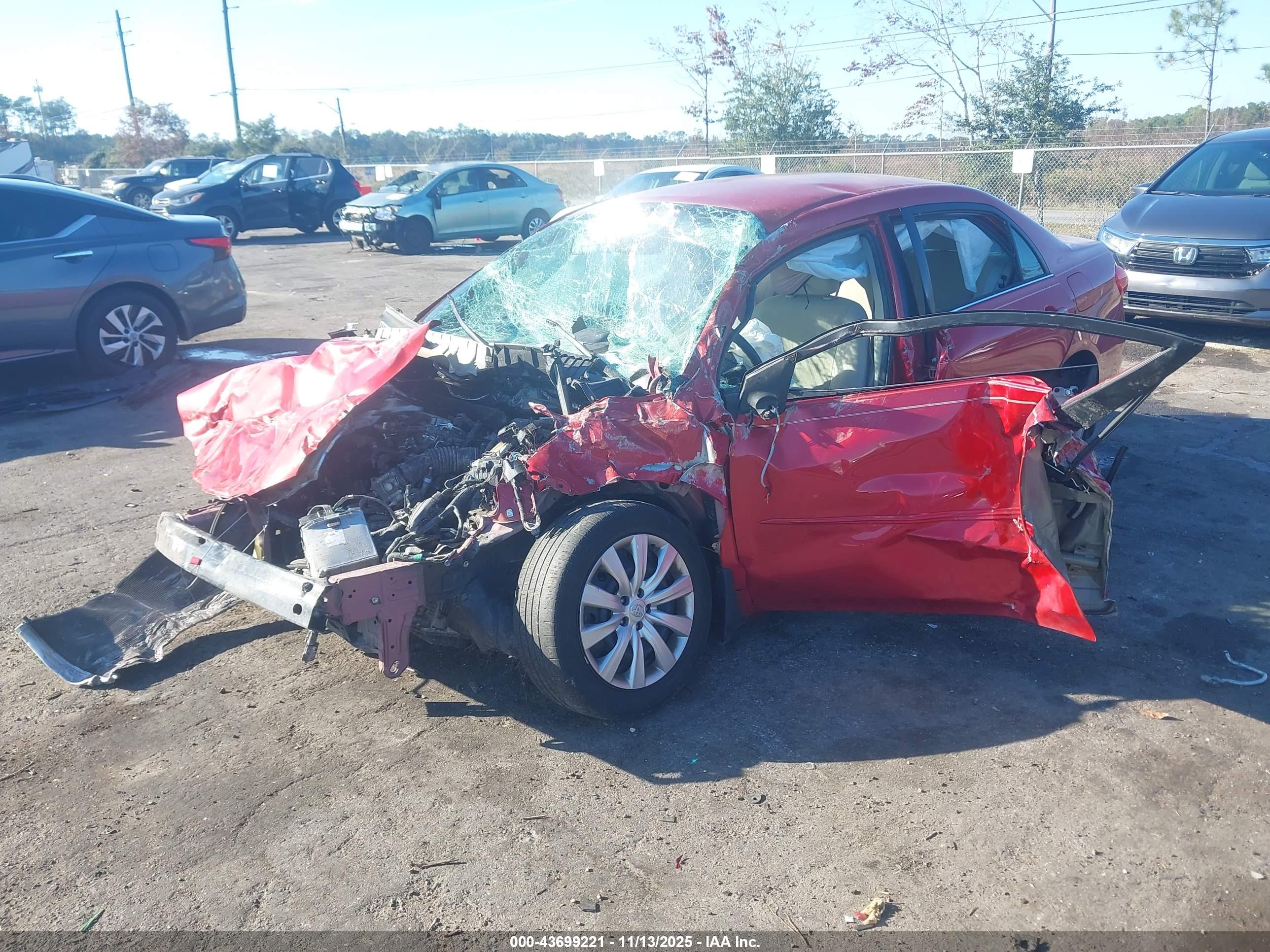 TOYOTA COROLLA image 2