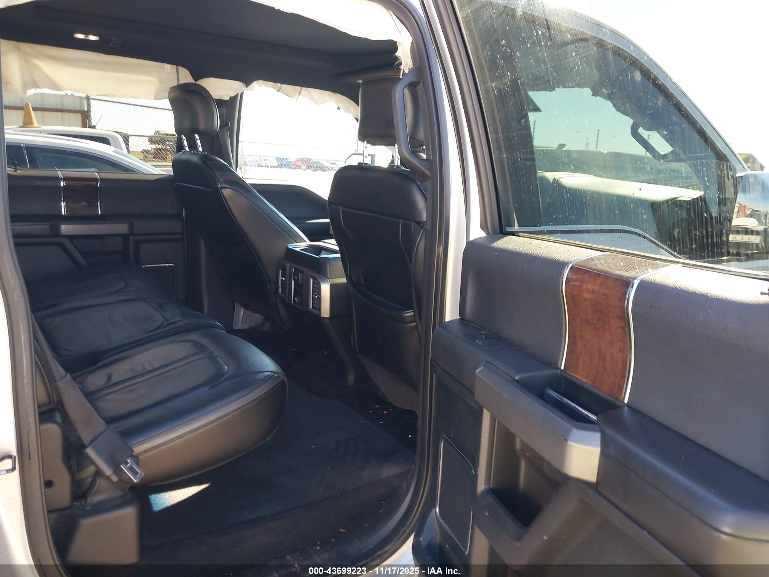 FORD F-150 image 8