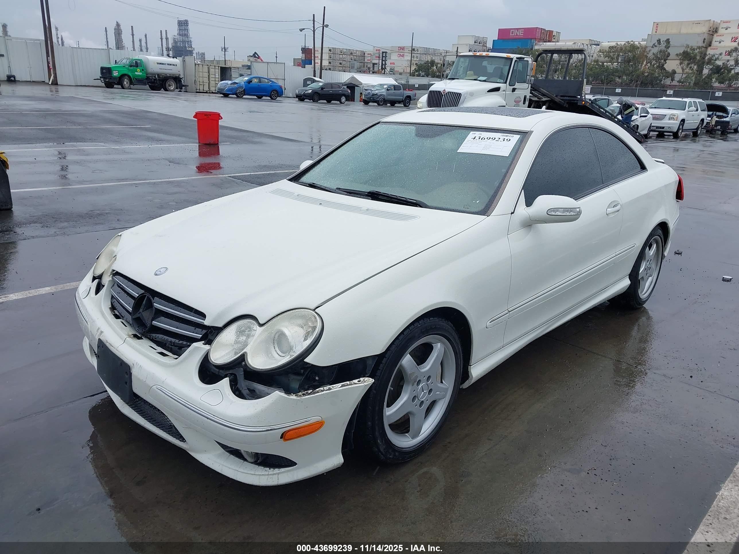 MERCEDES-BENZ CLK image 2