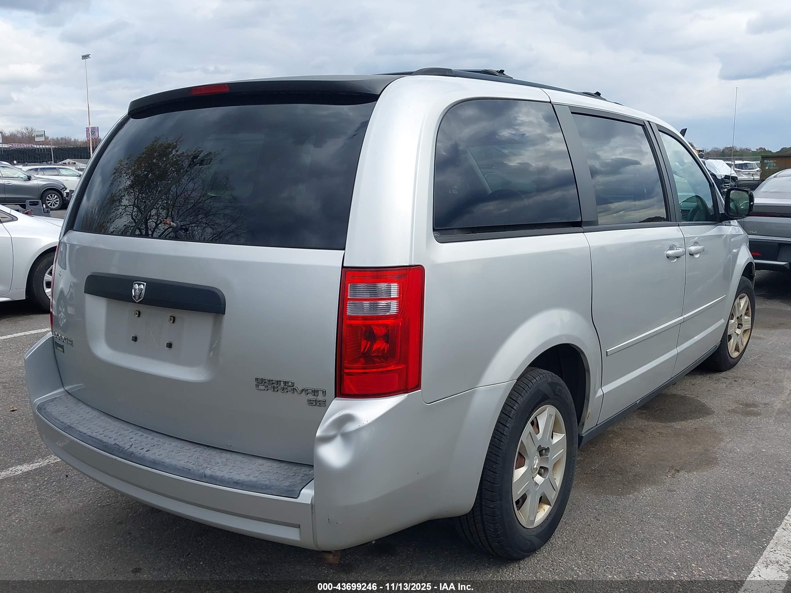 DODGE GRAND image 4