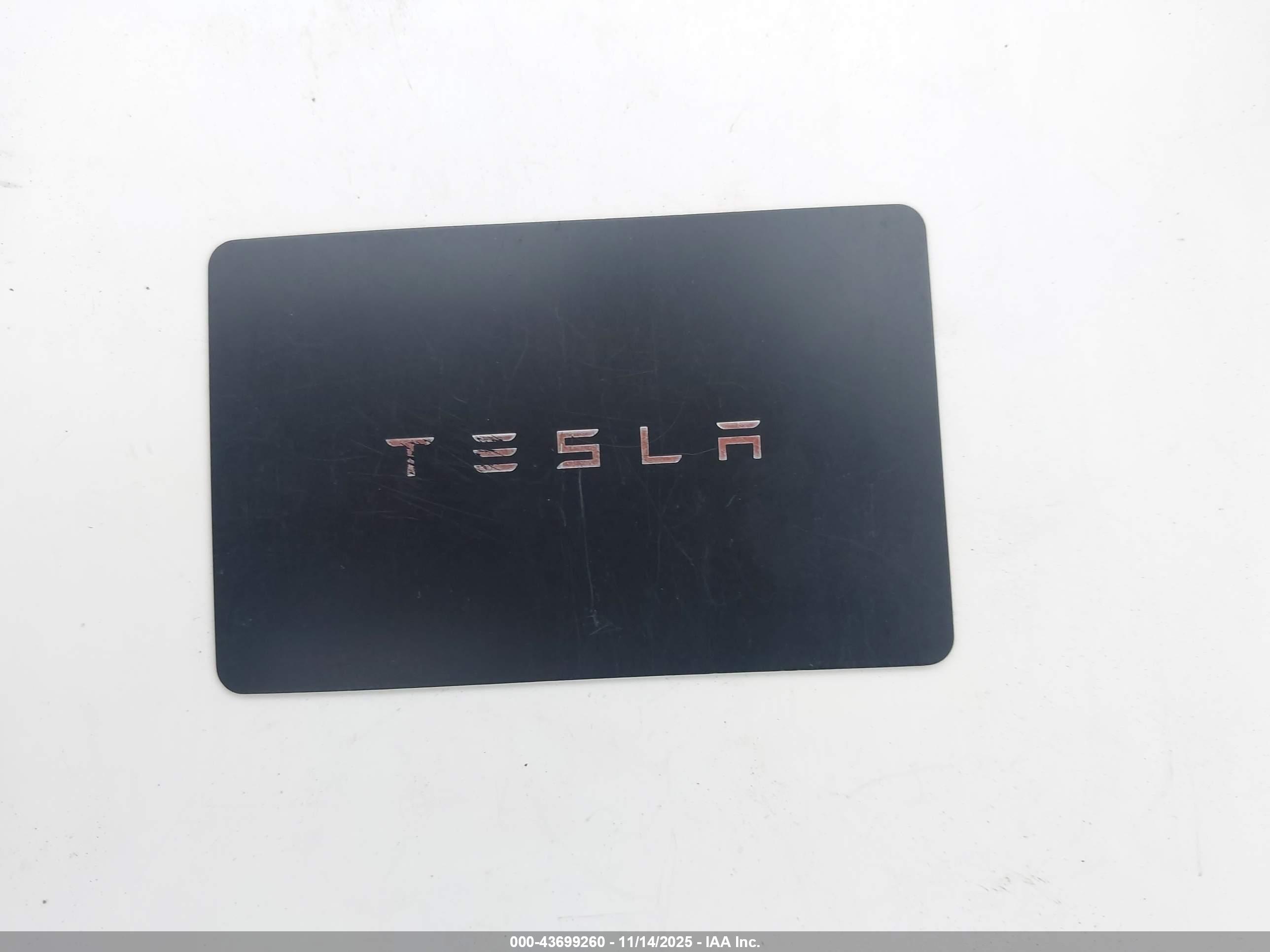 TESLA MODEL image 11