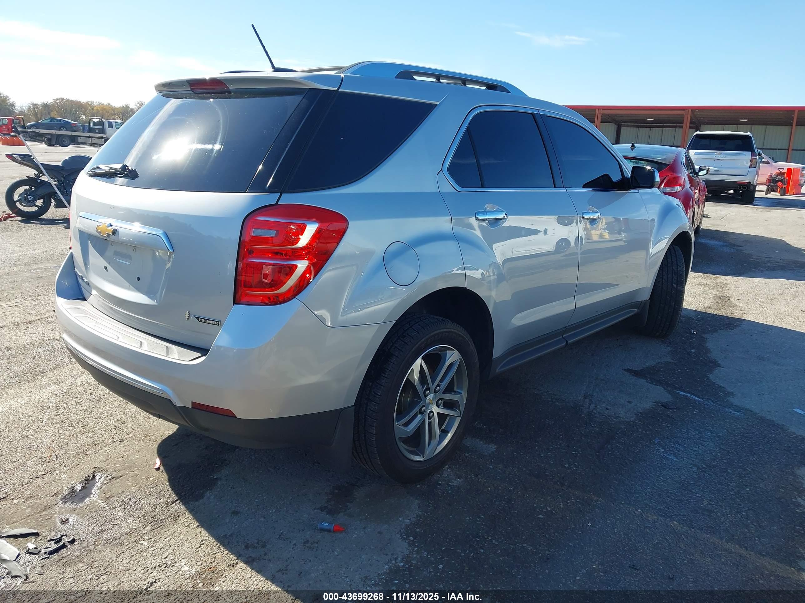 CHEVROLET EQUINOX image 4