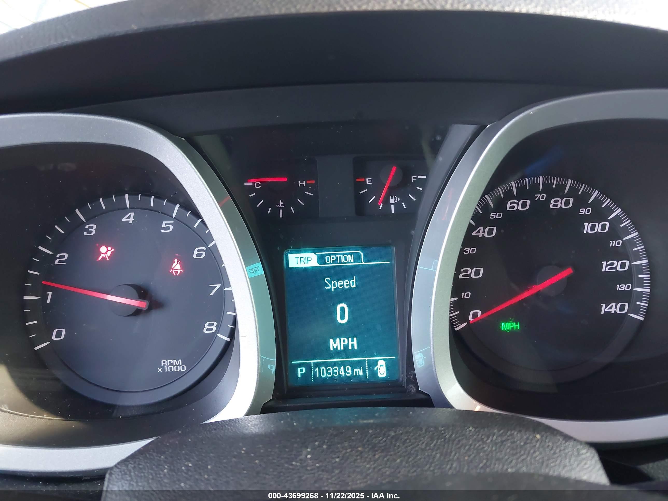CHEVROLET EQUINOX image 7
