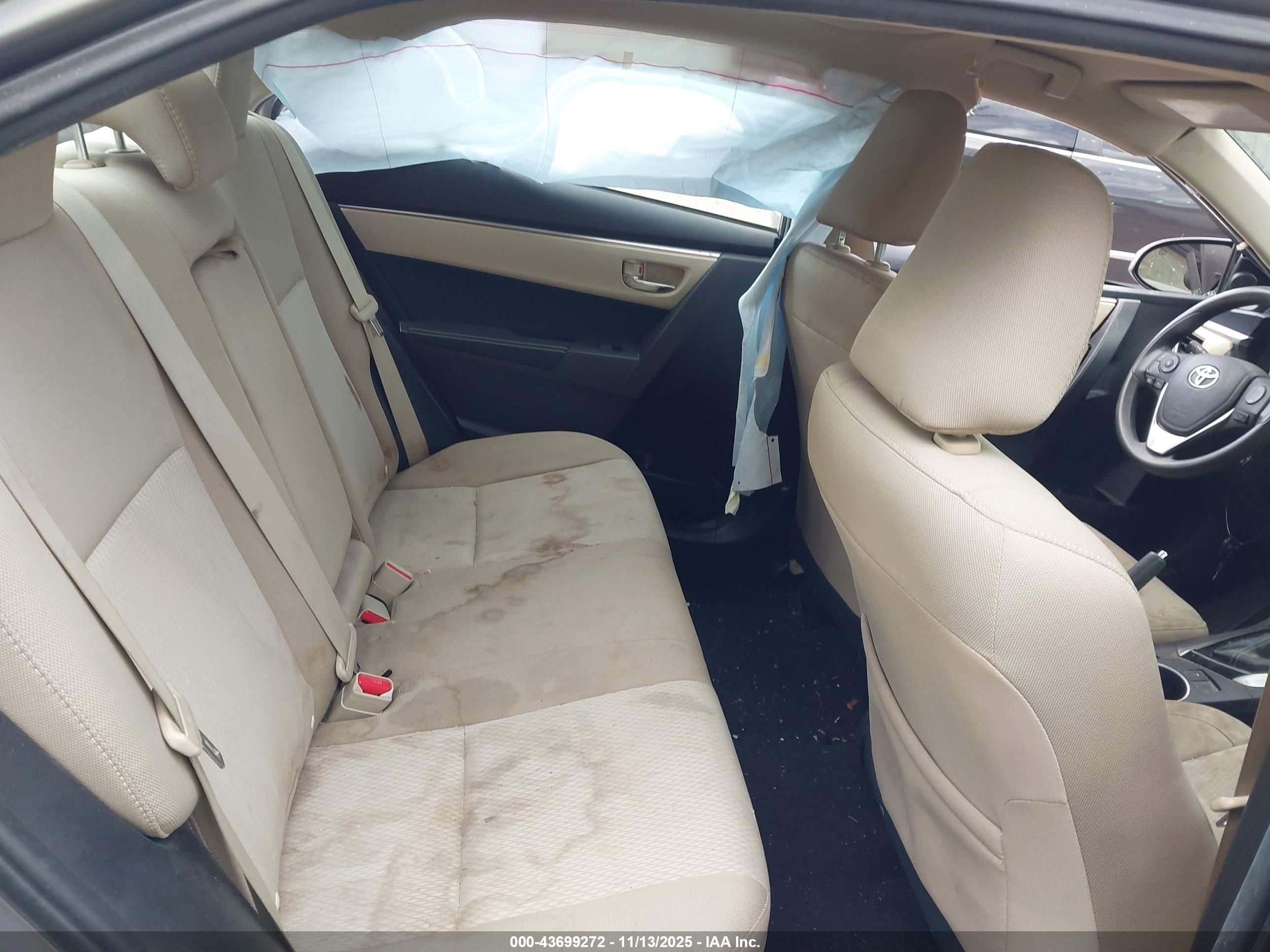 TOYOTA COROLLA image 8