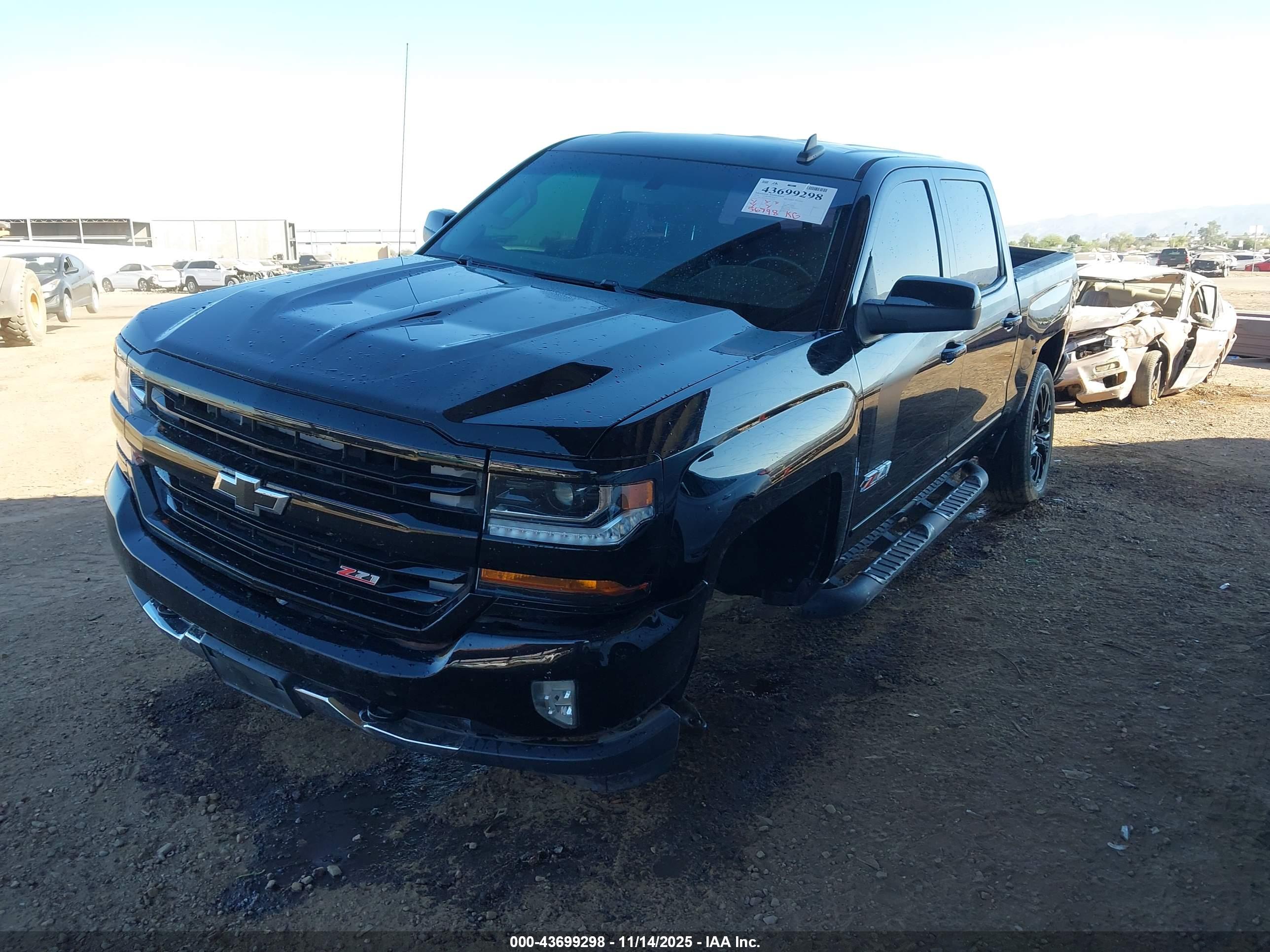 CHEVROLET SILVERADO image 6