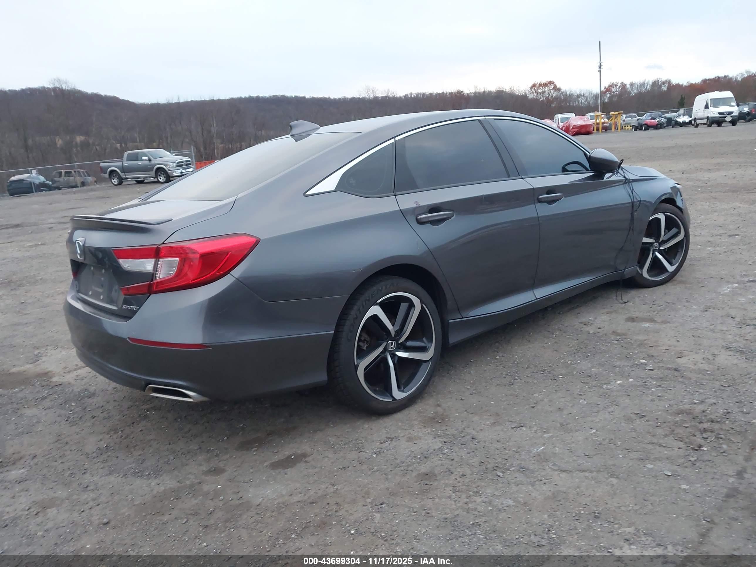 HONDA ACCORD image 4