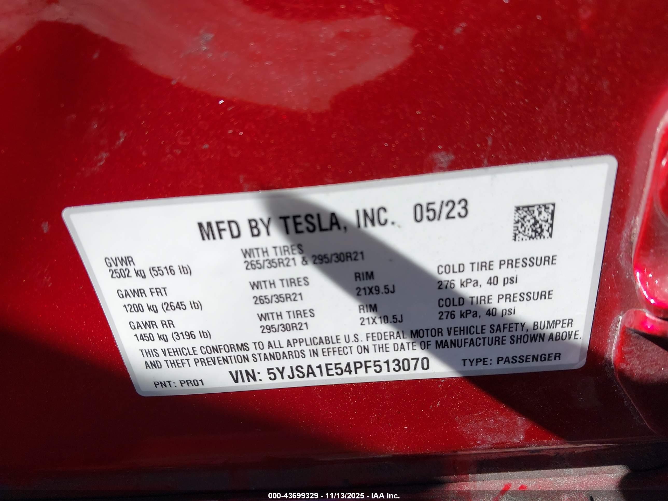 TESLA MODEL image 9