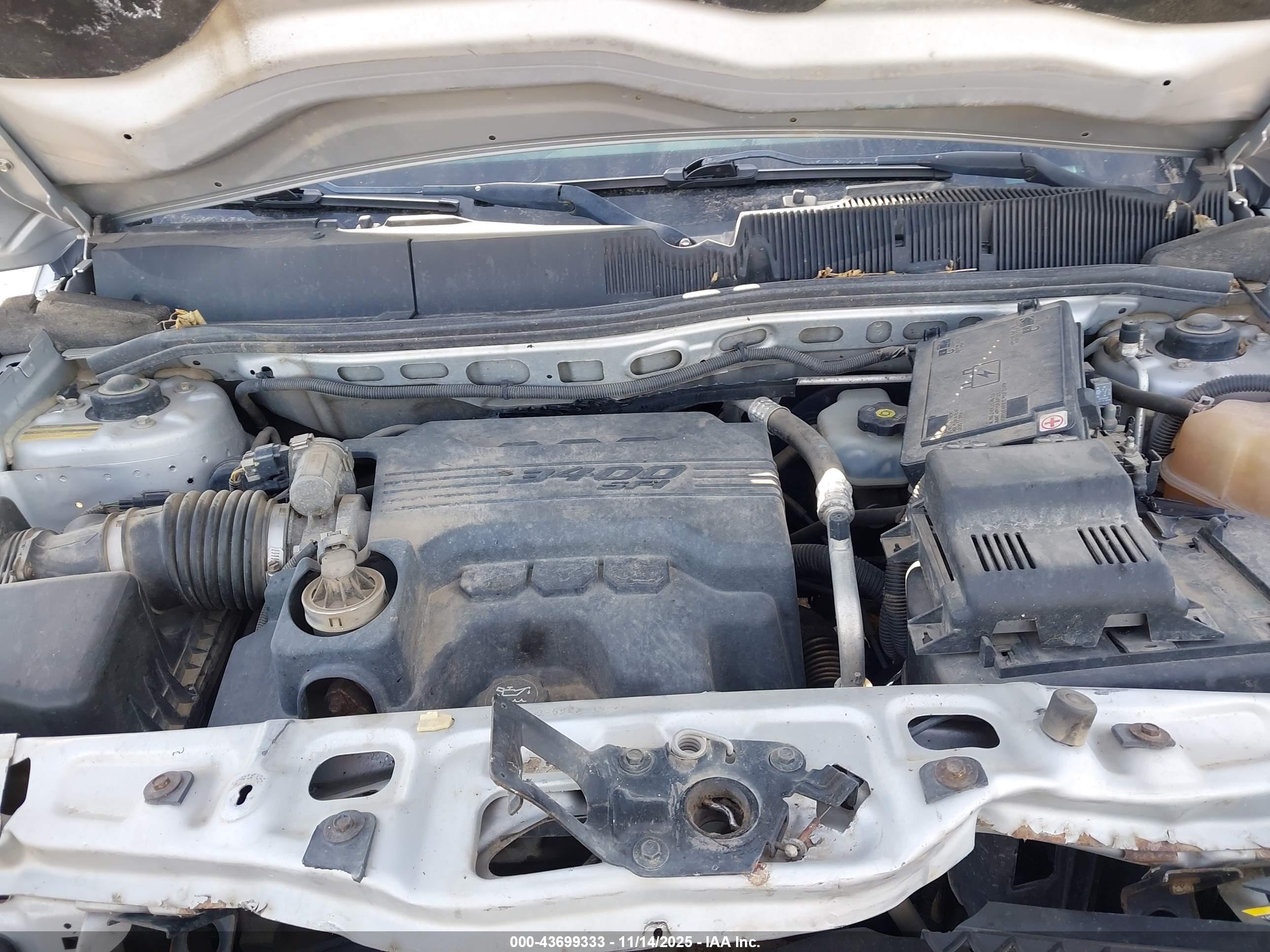CHEVROLET EQUINOX image 10