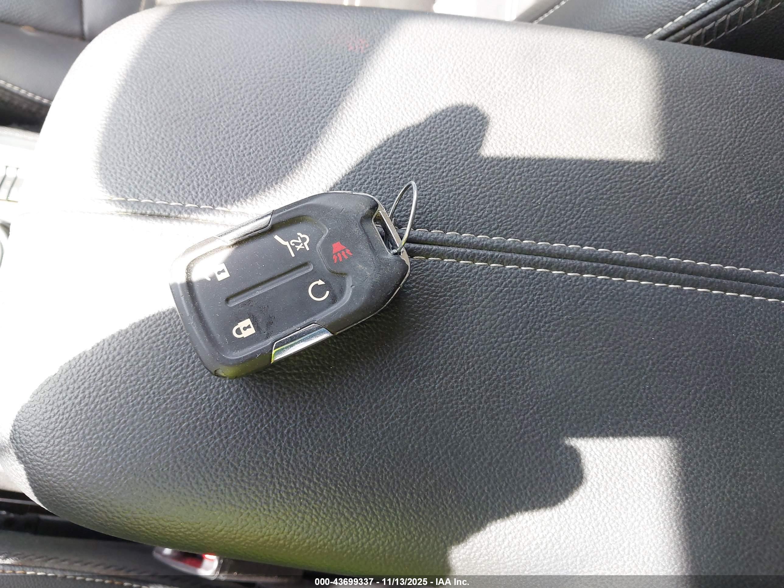 GMC TERRAIN image 11