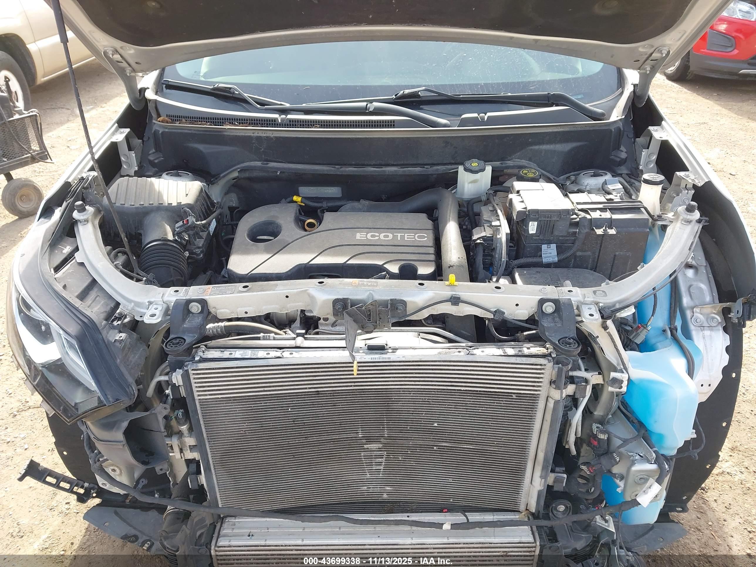 CHEVROLET EQUINOX image 10