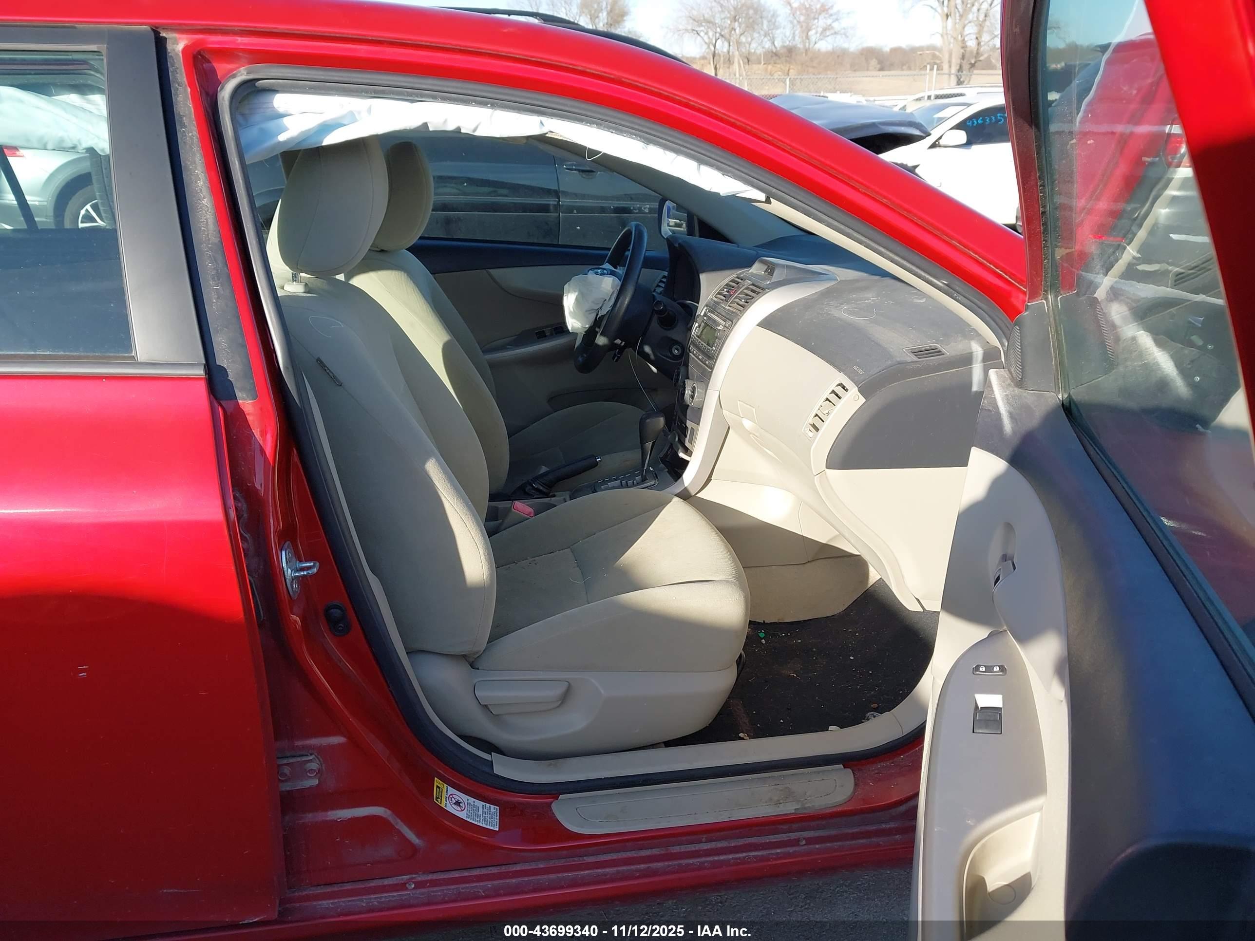 TOYOTA COROLLA image 5