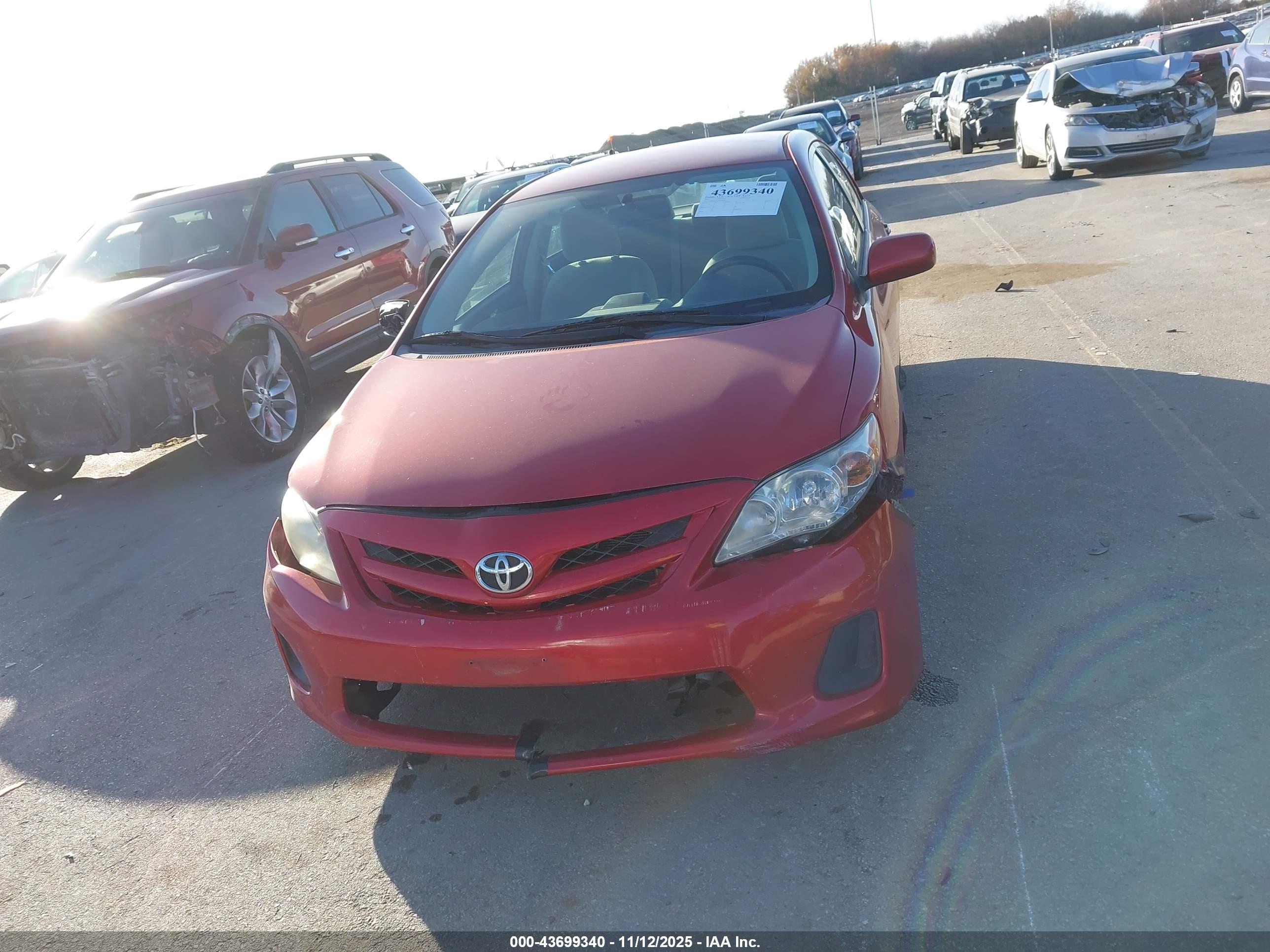 TOYOTA COROLLA image 6