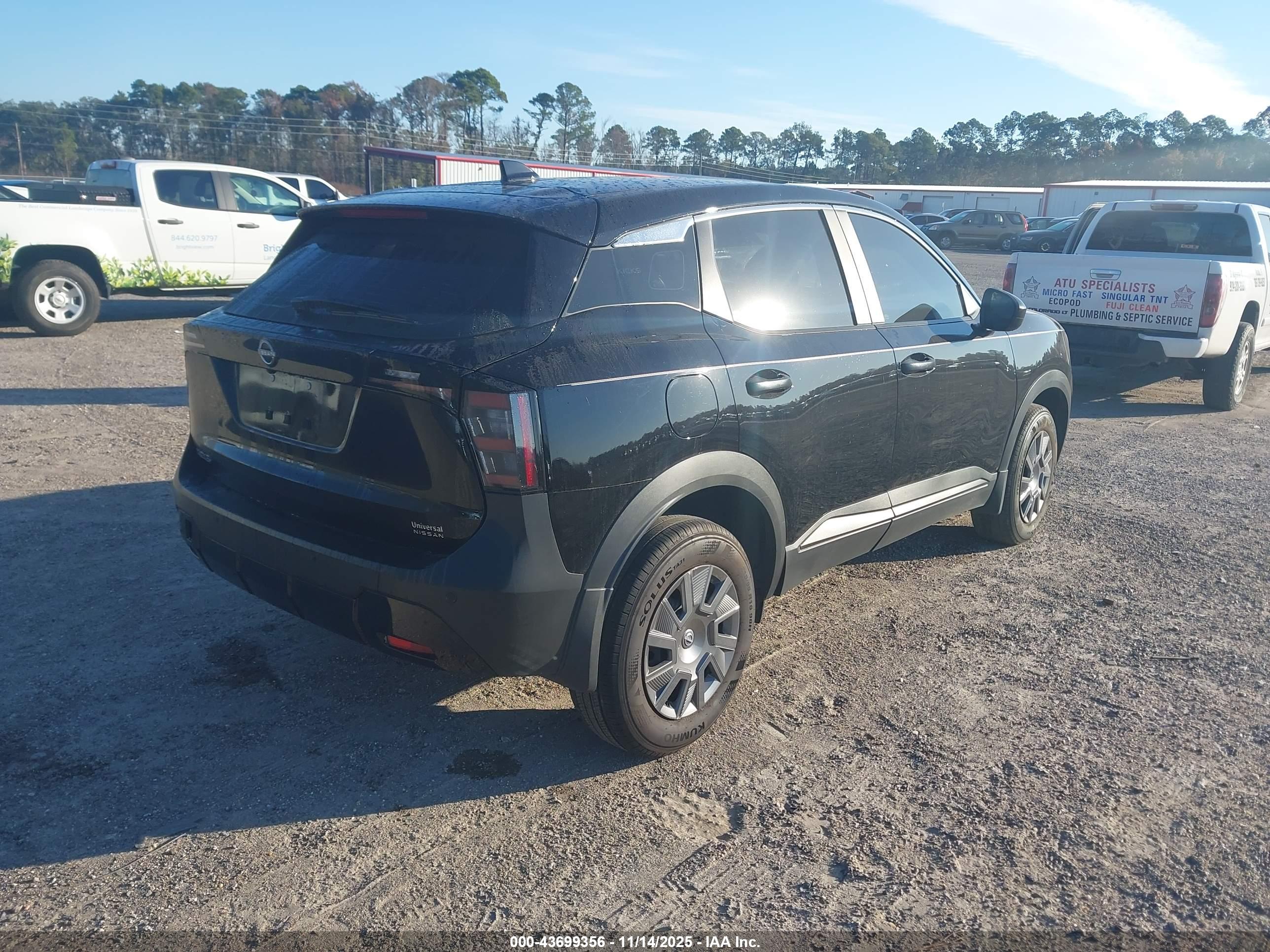 NISSAN KICKS image 4