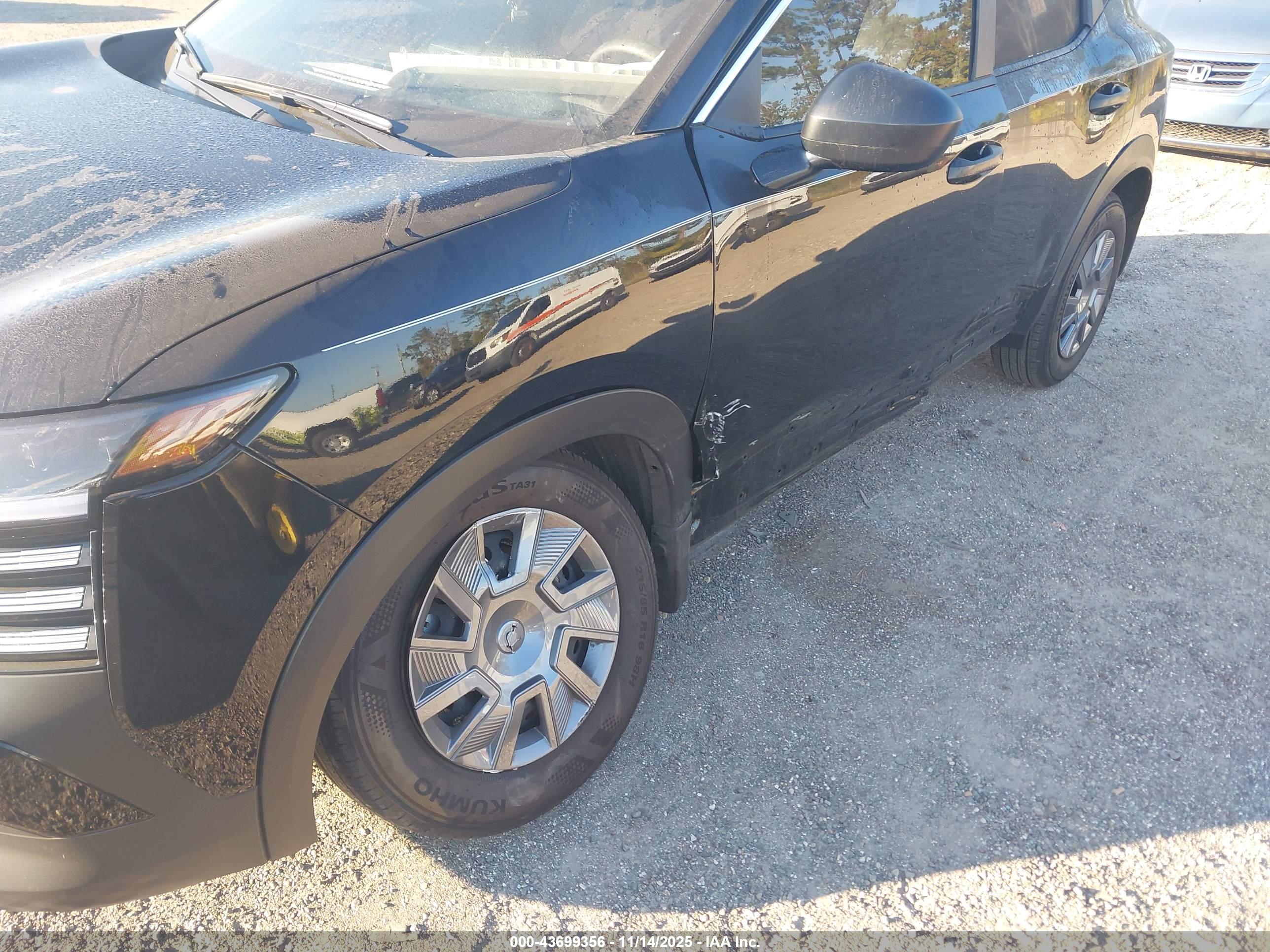NISSAN KICKS image 6