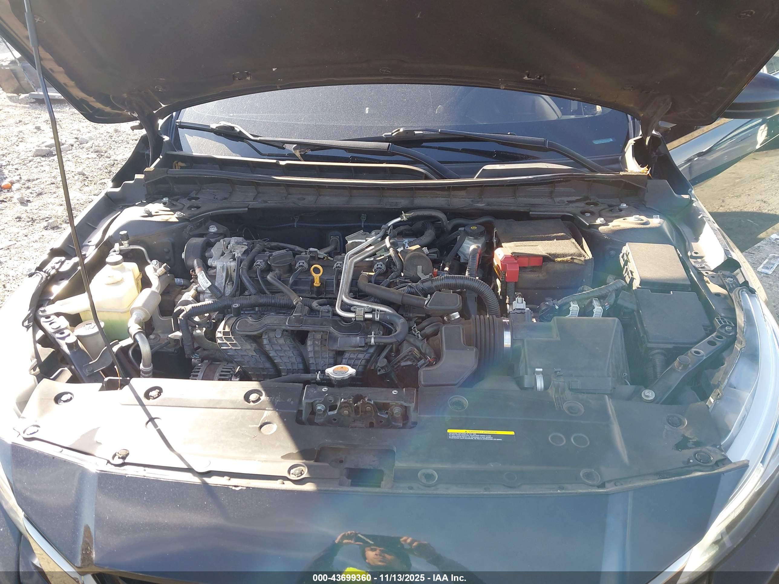 NISSAN ALTIMA image 10