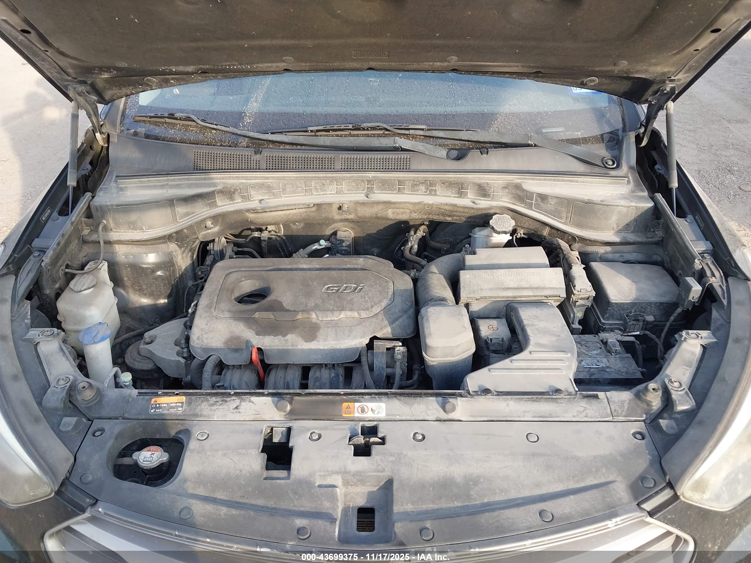 HYUNDAI SANTA image 10
