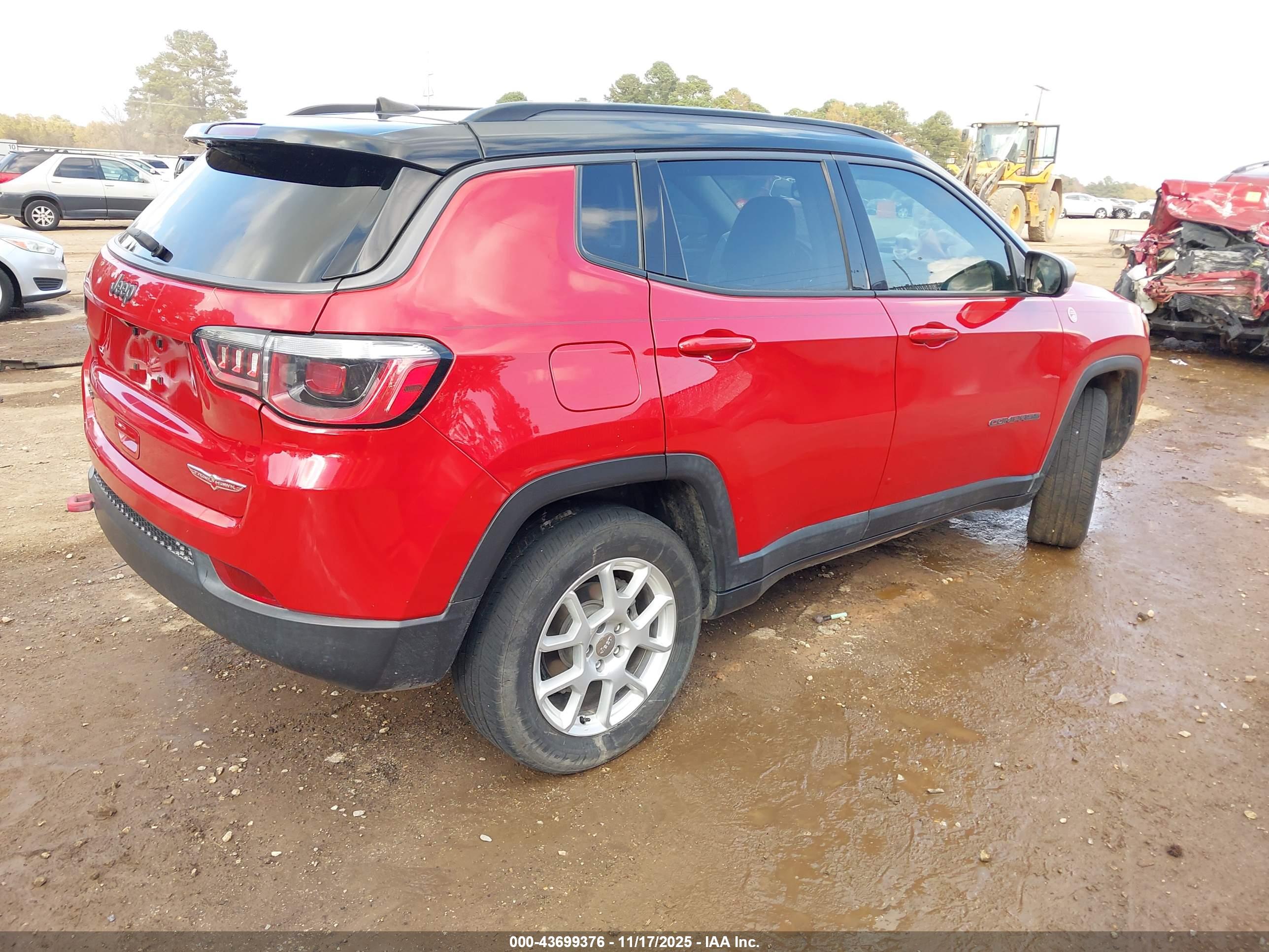 JEEP COMPASS image 4